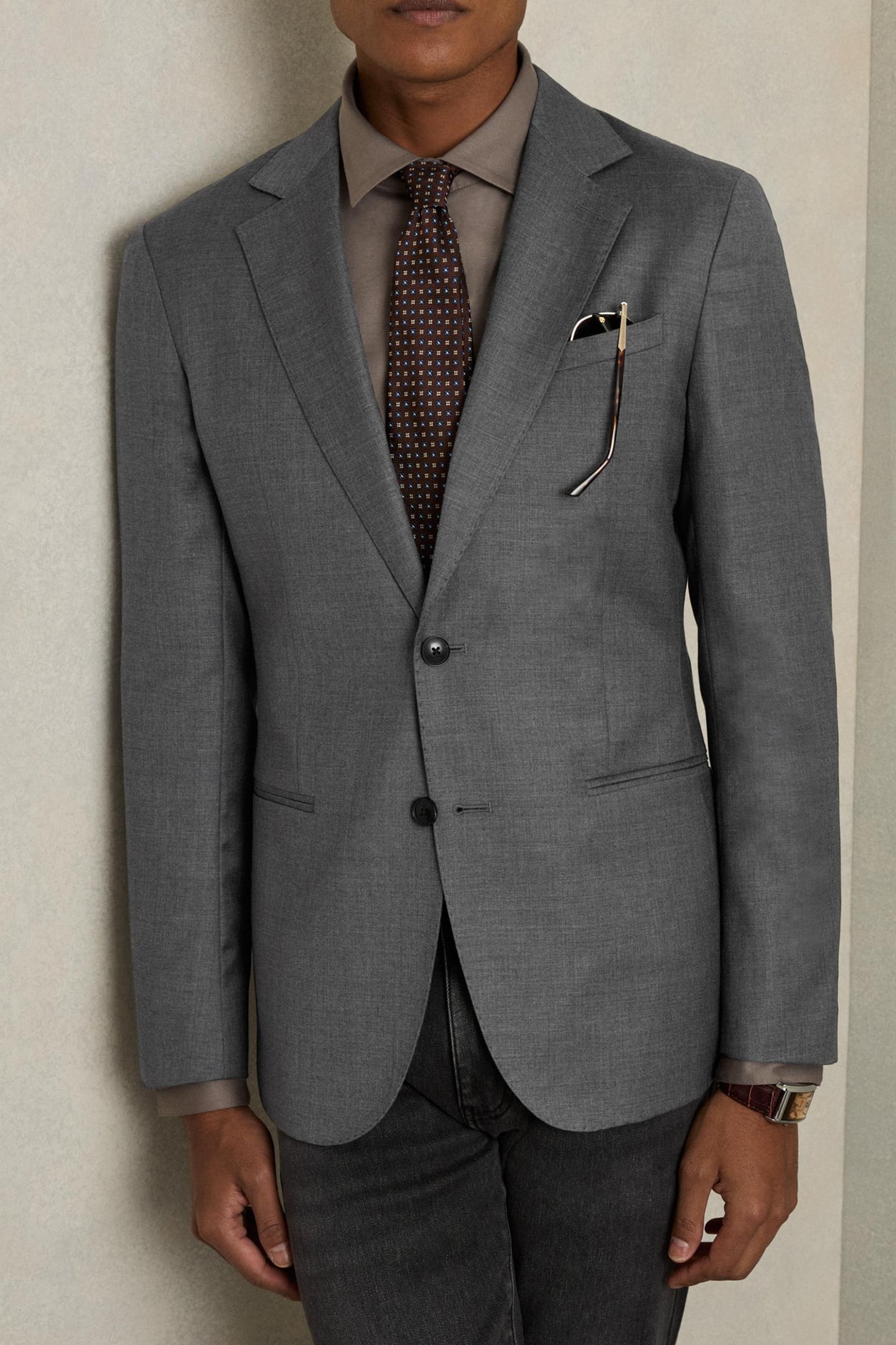 SB 2B NOTCH PLAIN WEAVE BLAZER. GREY 1