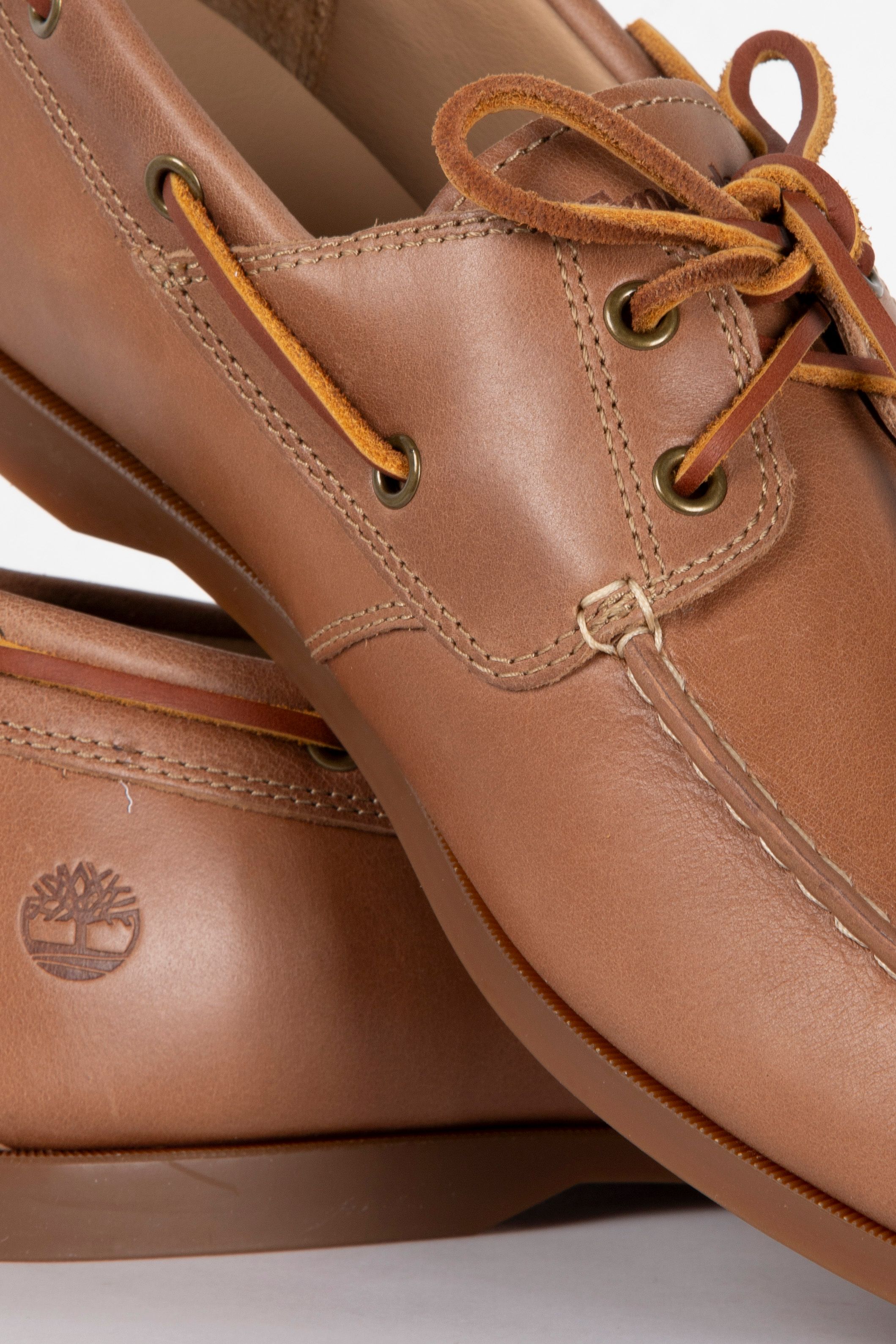 CEDAR BAY ESSENTIAL BOAT SHOE LIGHT BROWN FULL GRAIN 3