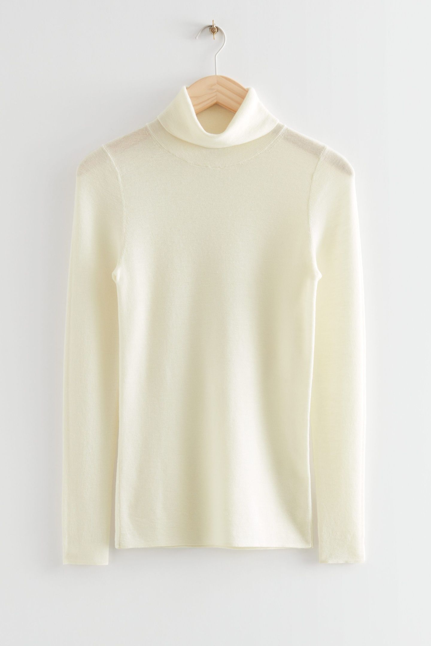 LAMIA TURTLE NECK WHITE 3
