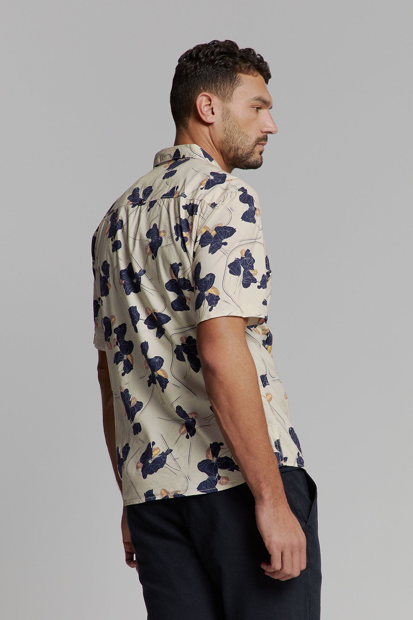 SHIRT SHORT SLEEVE REVERS COLLAR ALLOVER PRINTED CEMENT 3