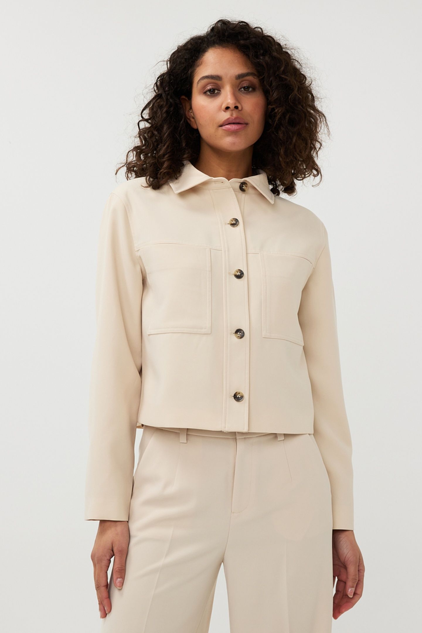JACKET SHORT BASIC SAND 3
