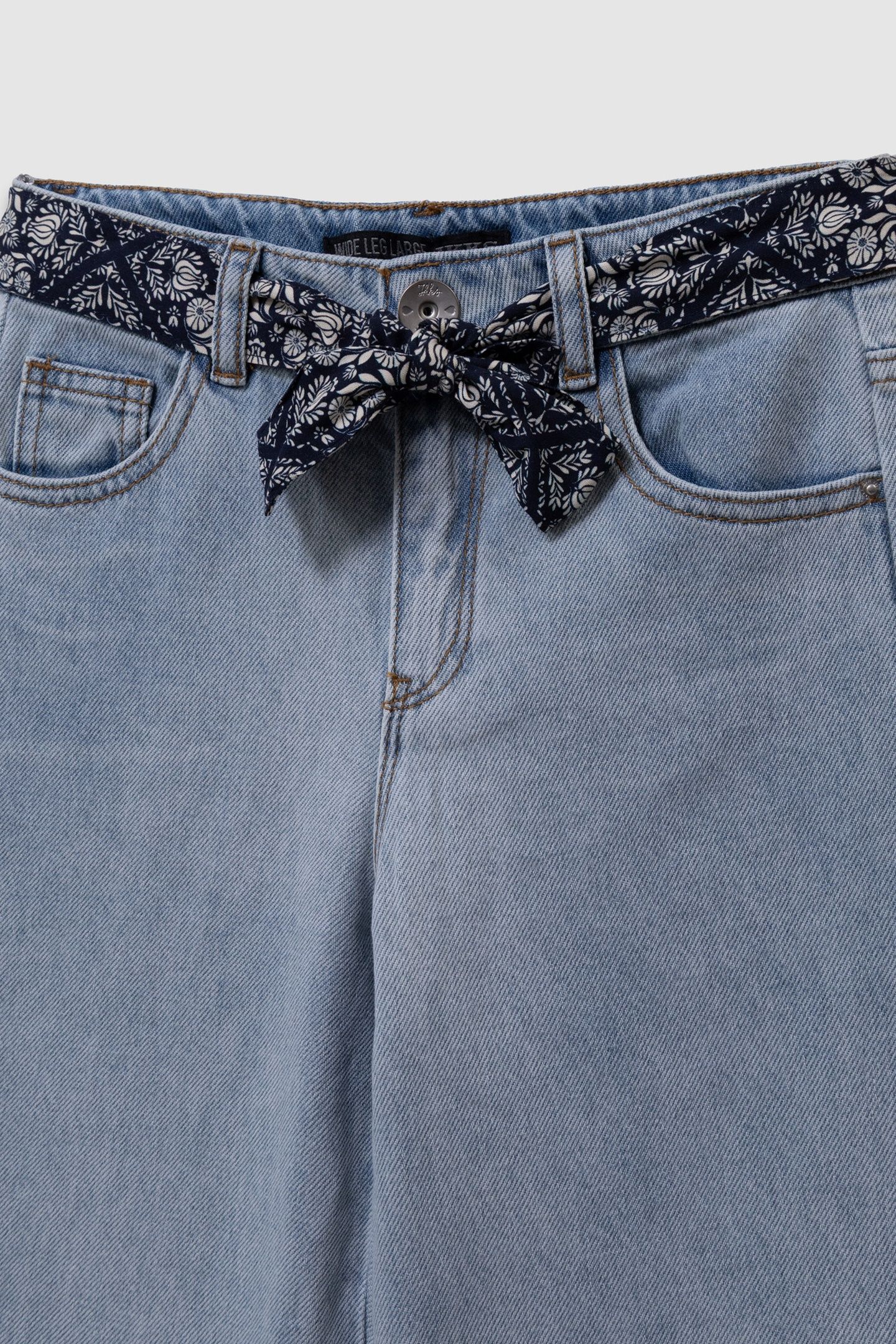 BLUE WIDE-LEG JEANS WITH REMOVABLE BELT 4