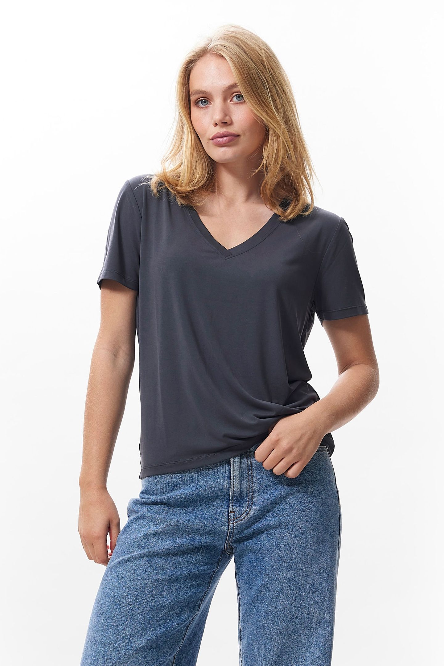 TSHIRT WITH VNECK DARK GREY 2