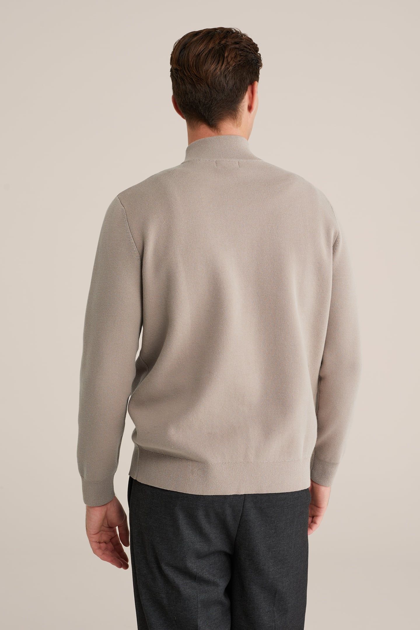 HALFWAY ZIPPER GREIGE 3