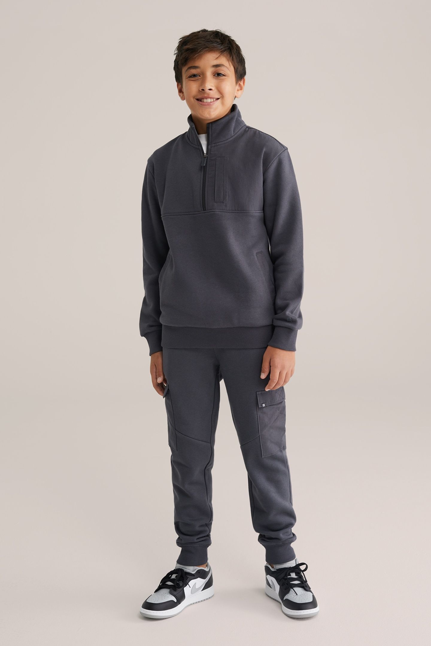 CARGO PANTS DARK GREY 1