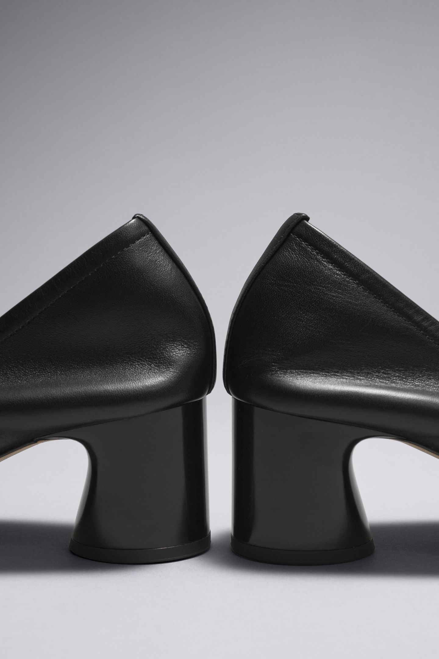 LYKKE PUMP BLACK 5