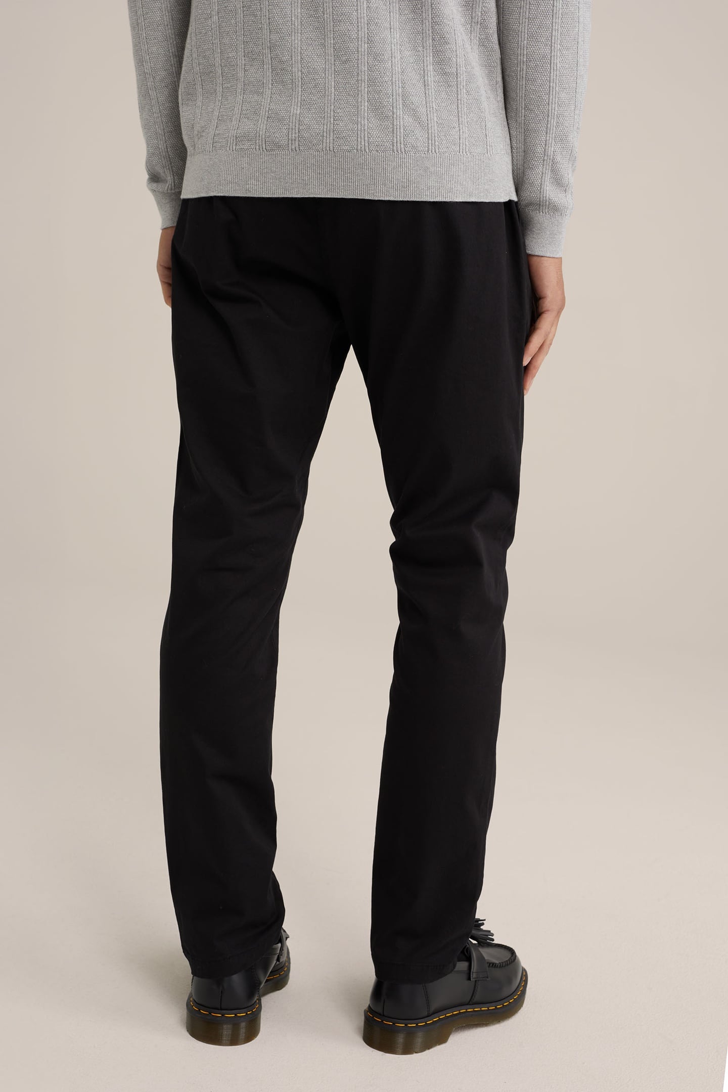 CHINO BLACK 3