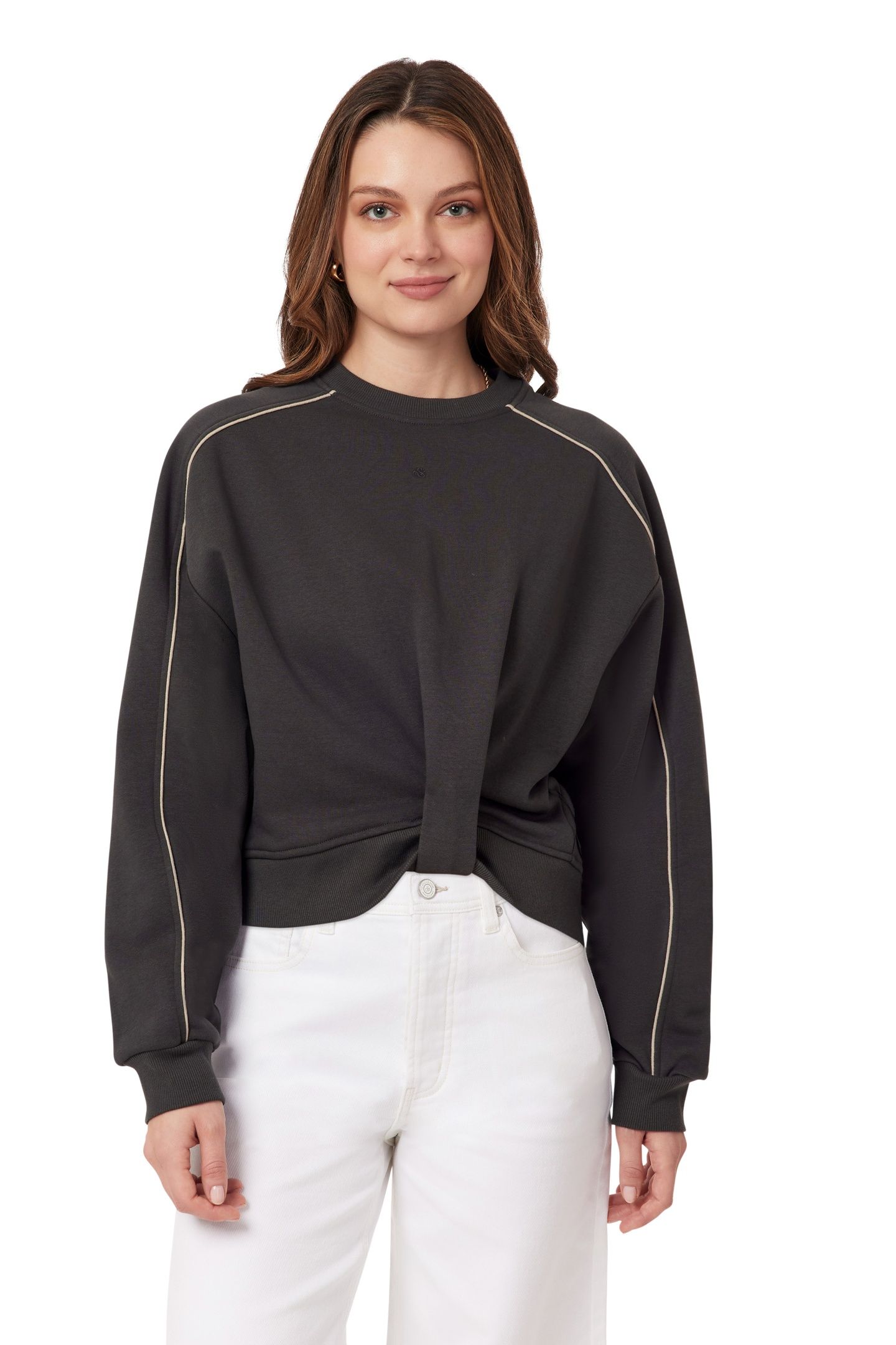 CREW NECK BLACK SAND 1