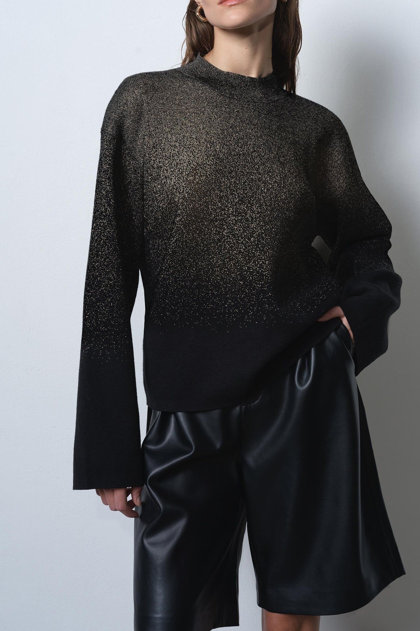 KADY GLITTER OMBRE JUMPER BLACK GOLD 1