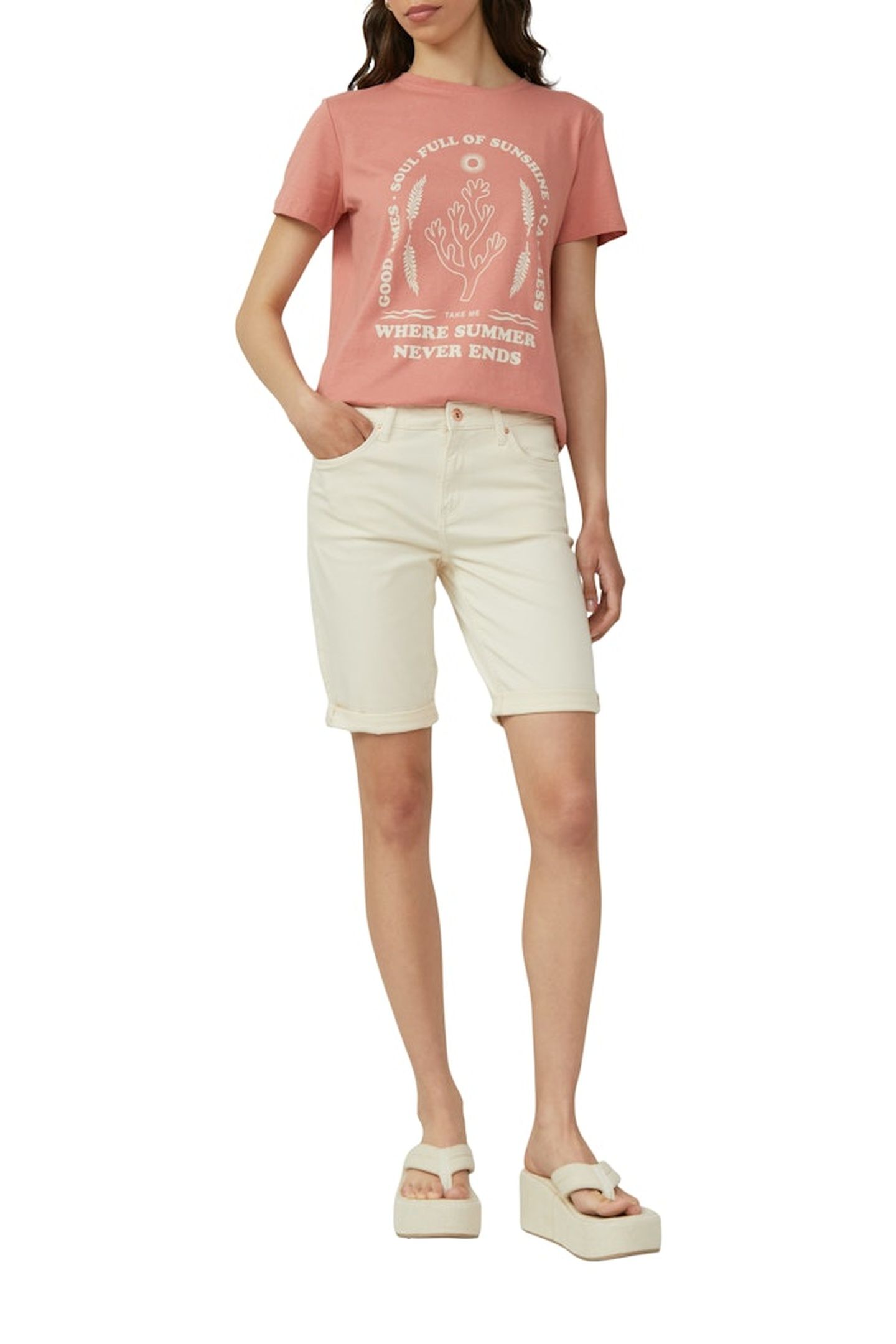 QS JEANS SHORTS CRÈME 4