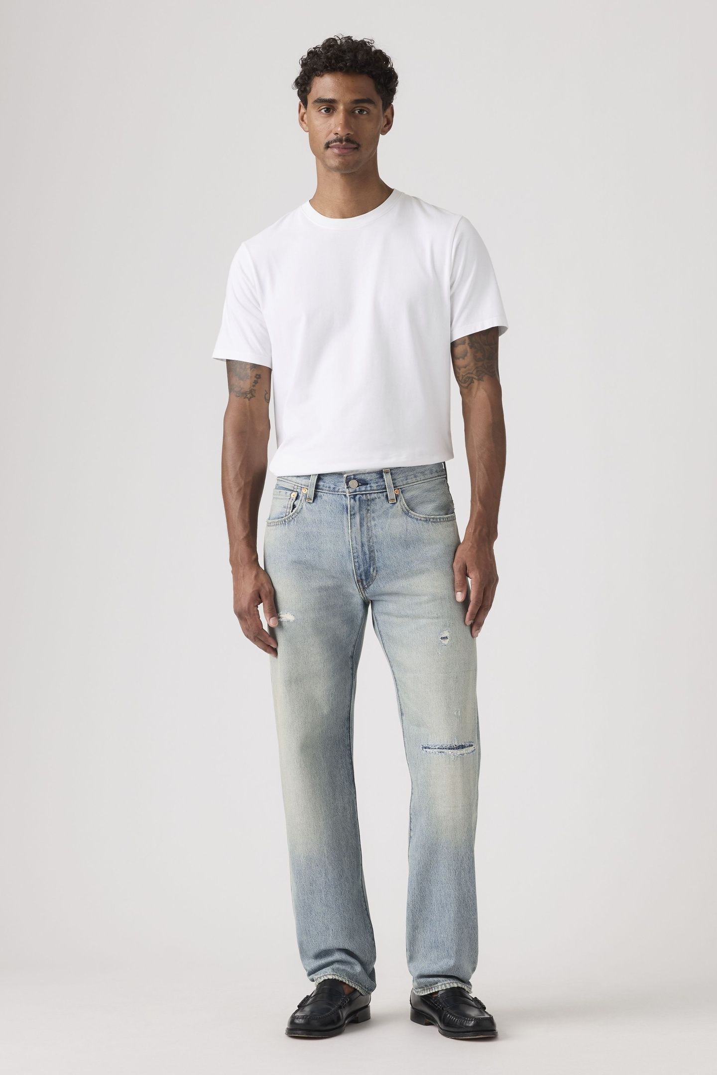 555™ RELAXED STRAIGHT JEANS 1