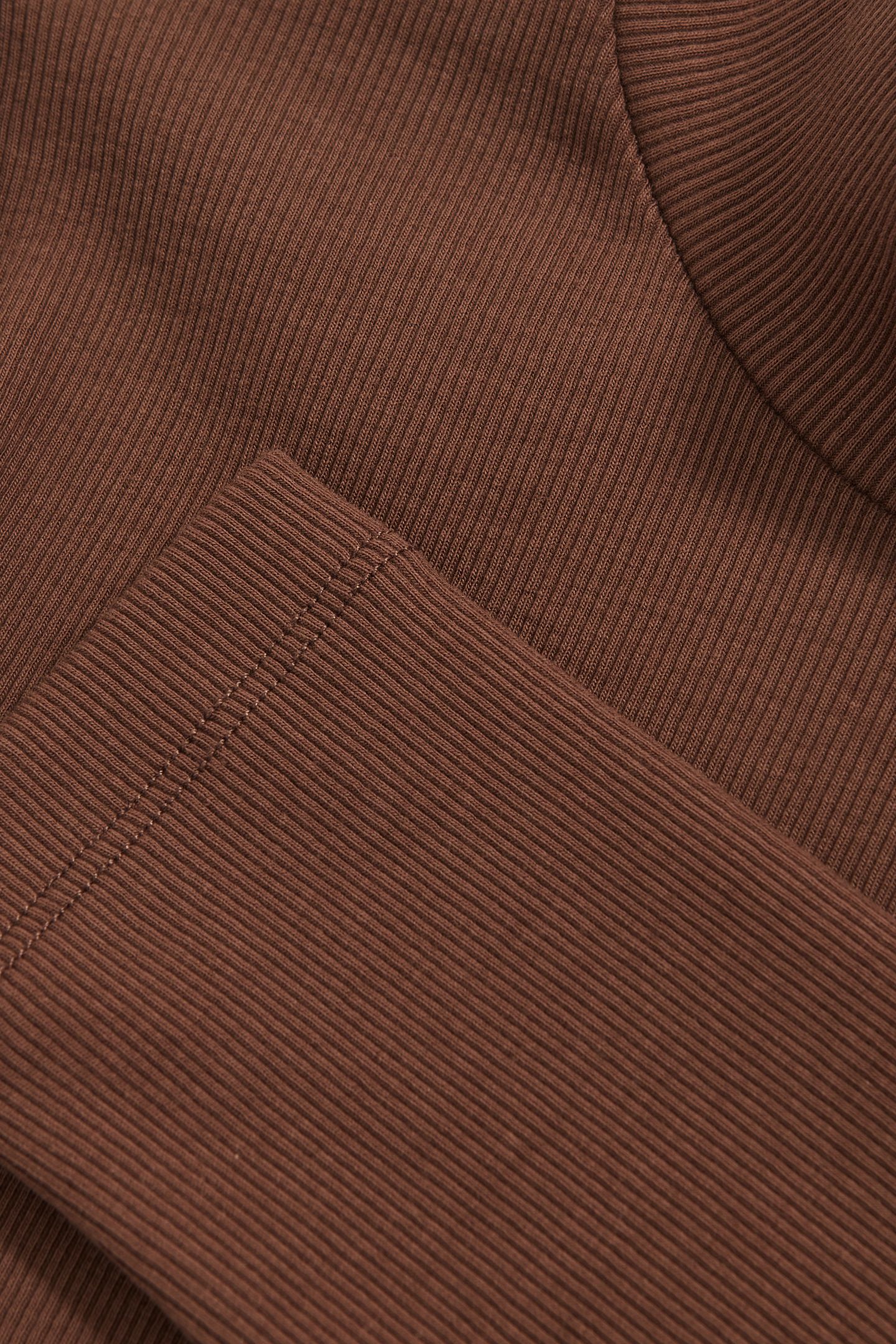 RIB FUNNEL NECK TOP BROWN 5