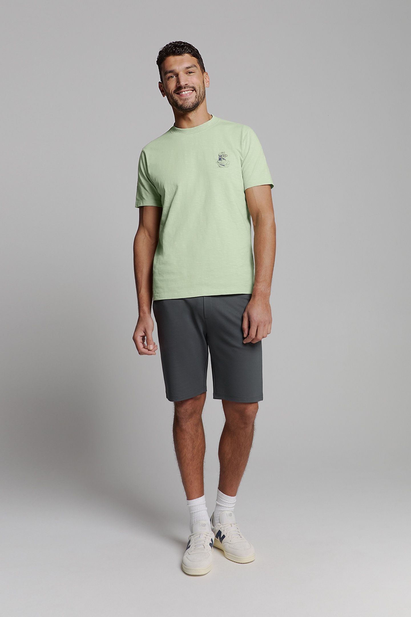 T-SHIRT CREWNECK SLUB PLACED PRINTS MINT 2