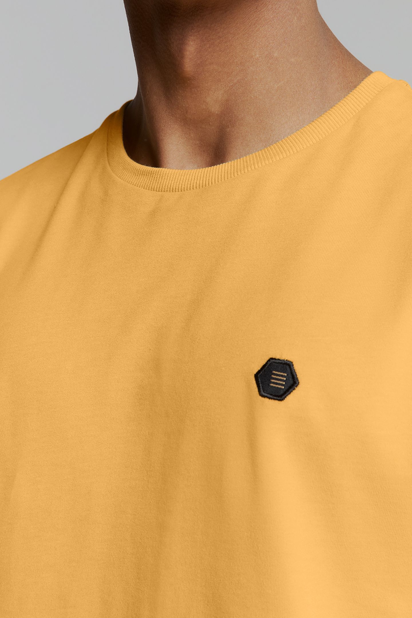 T-SHIRT CREWNECK PEACHED YELLOW 7