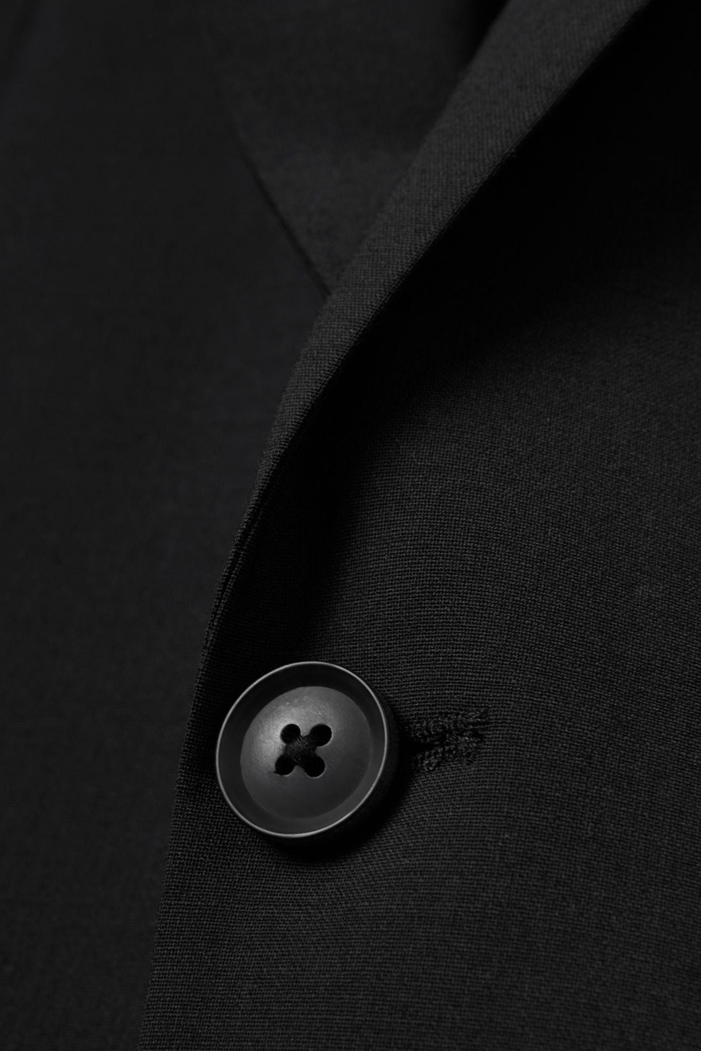 SB 2B NOTCH TRAVEL PLAIN WEAVE MODERN BLACK 7