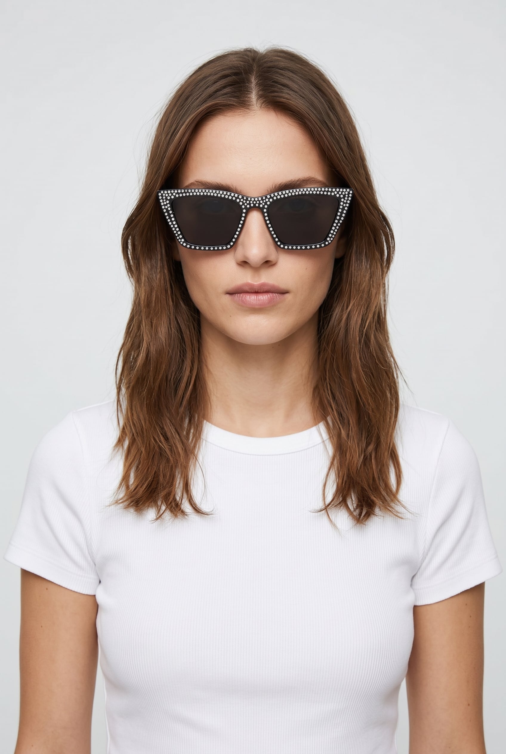 LIZ STUDS SUNGLASSES BLACK 1