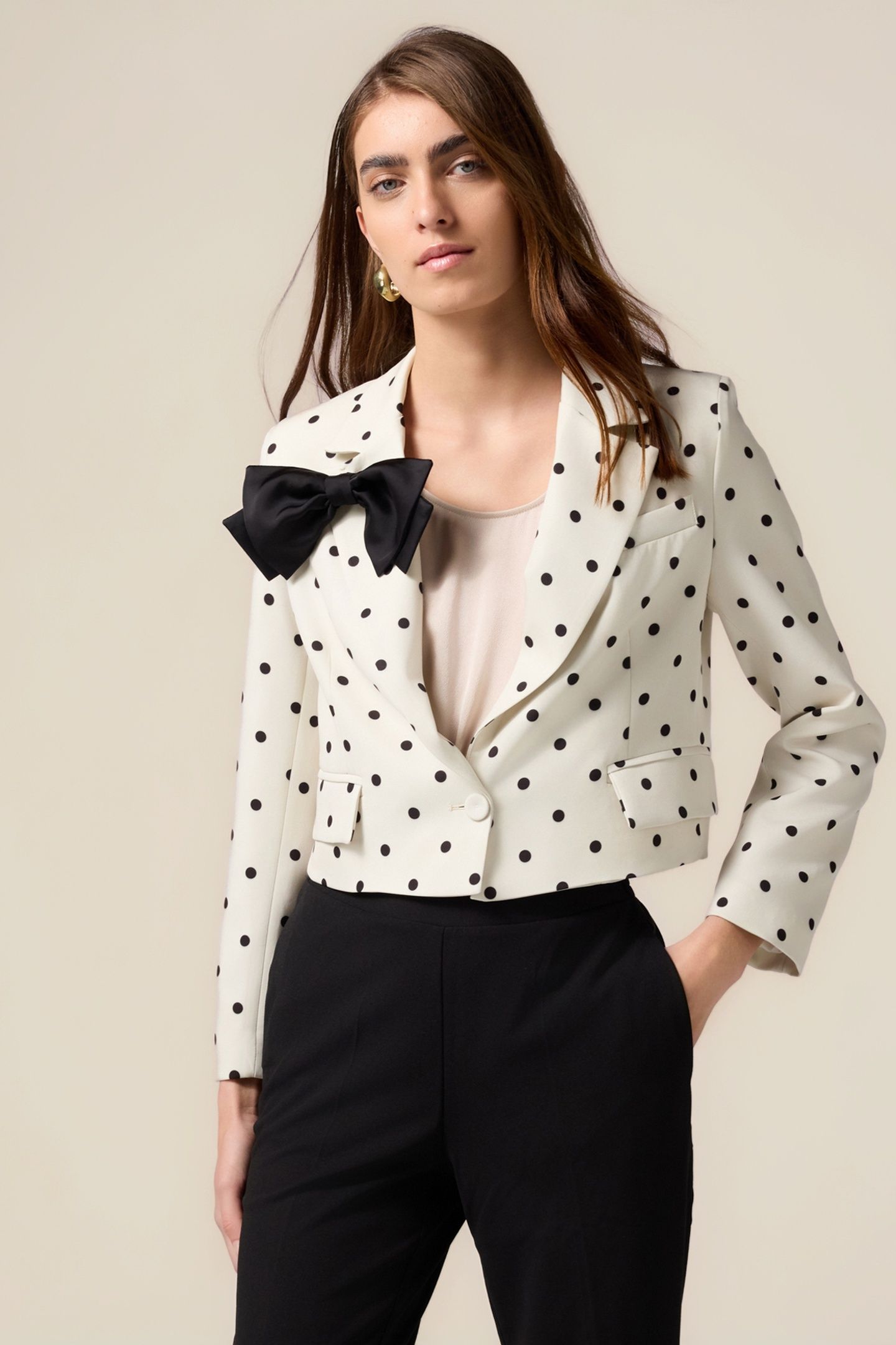 SHORT POLKA DOT BLAZER WITH BOW WHITE 1