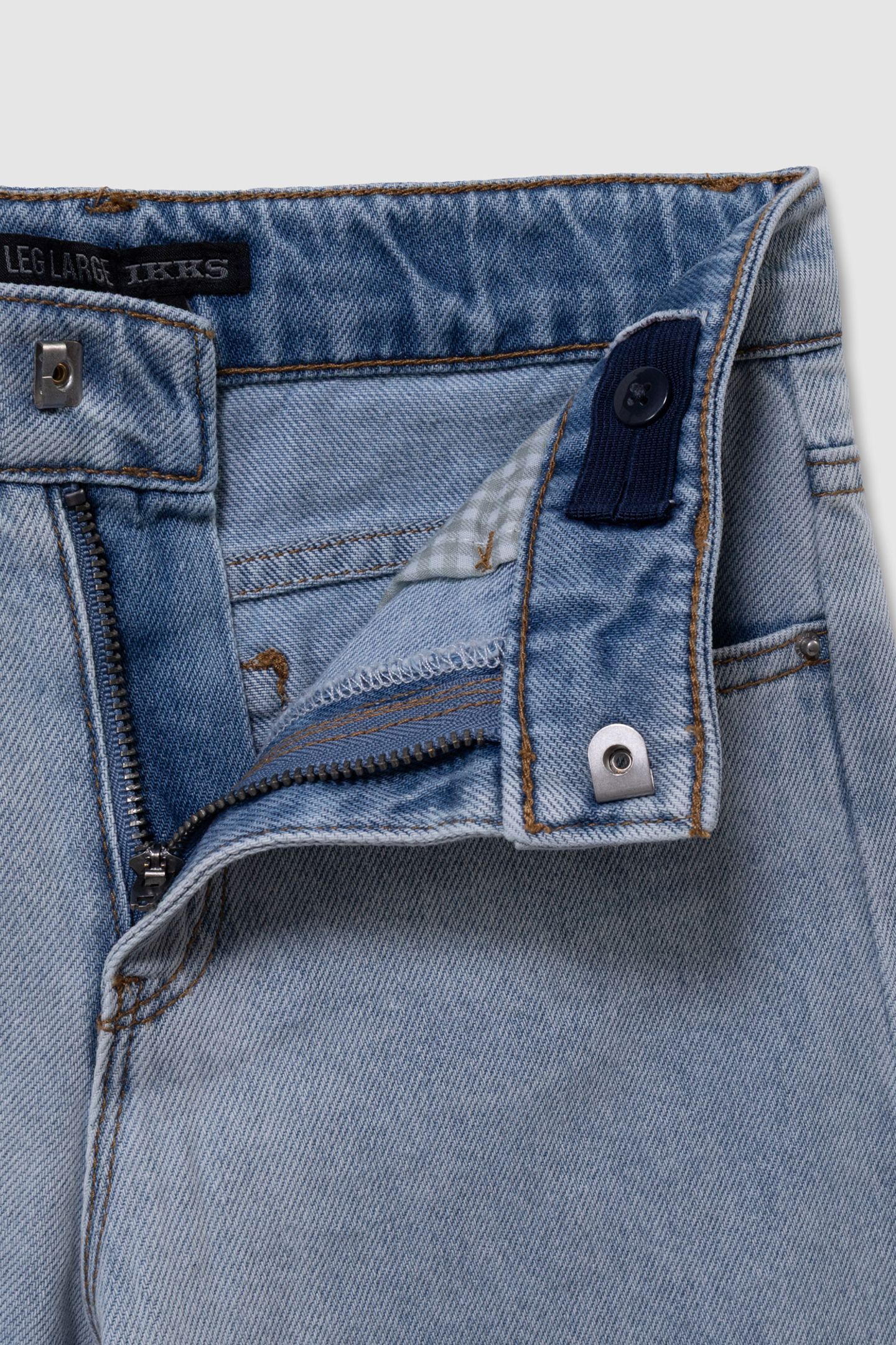 BLUE WIDE-LEG JEANS WITH REMOVABLE BELT 6