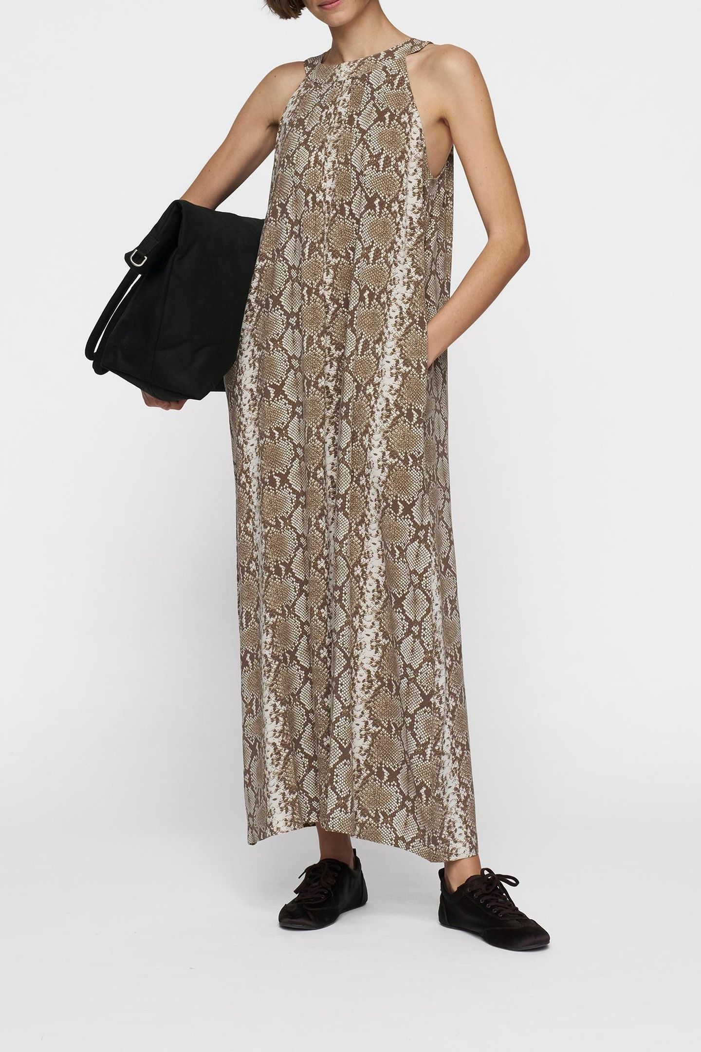 SMOKING DRESS SNAKE ROPE 1