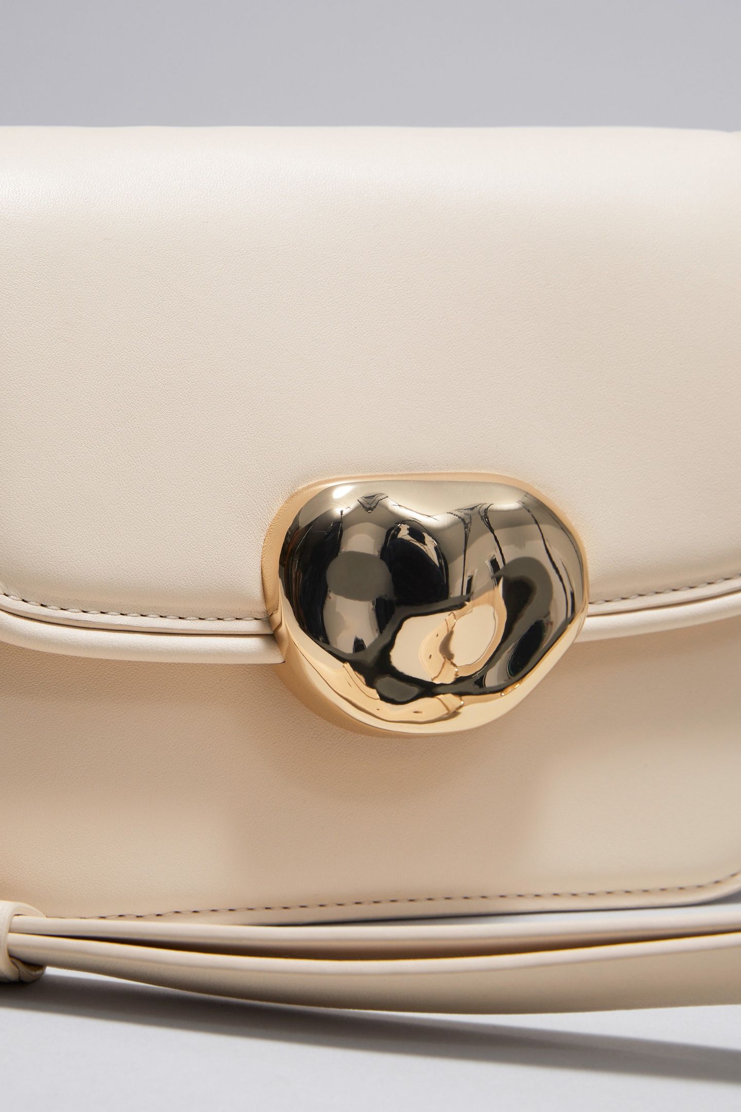 AIMO MINI CROSSBODY BEIGE 5