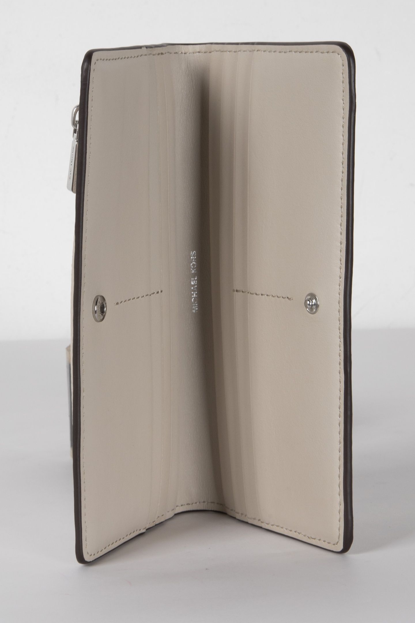 LARGE SLIM SNAP WALLET LIGHT SAND 4