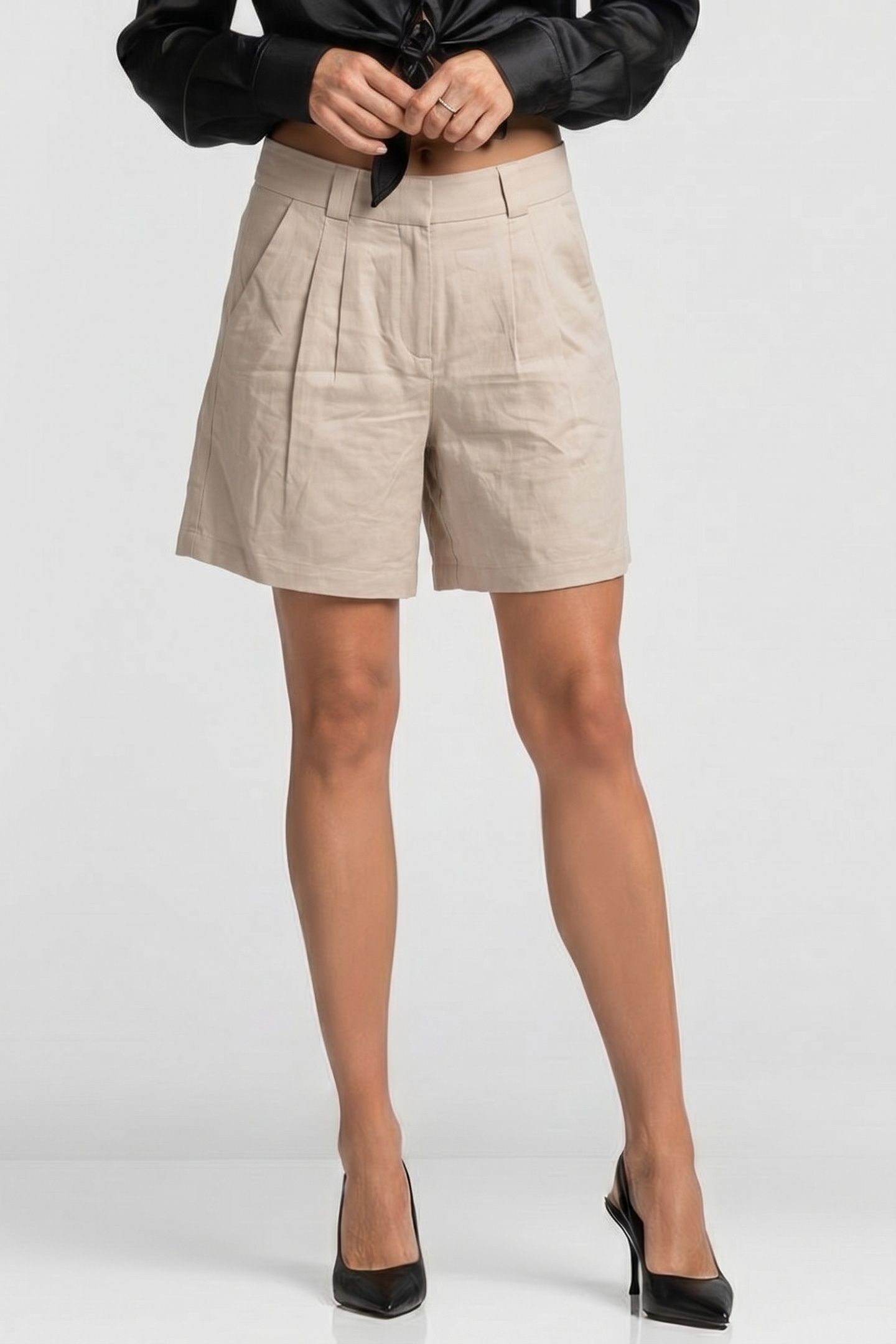 CECIL SHORTS BEIGE 1