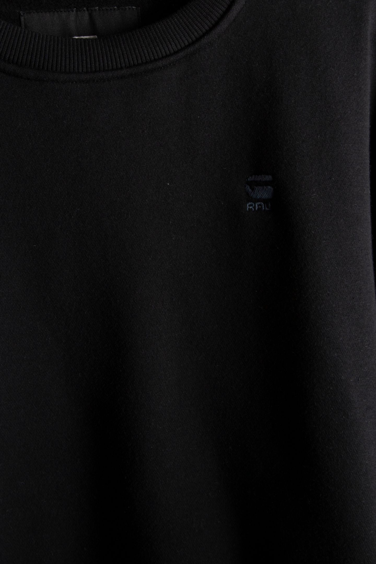 CORE CREW SWEAT L/S DK BLACK 4