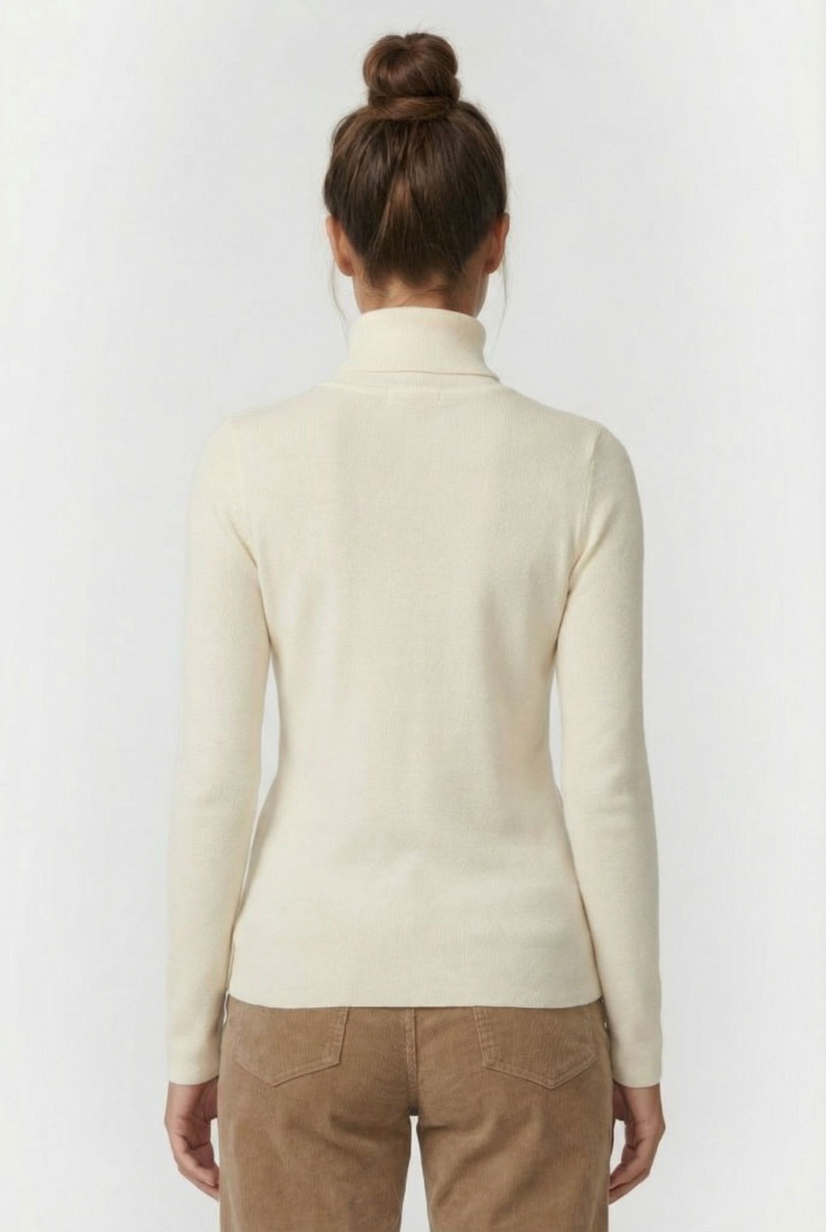 LAMIA TURTLE NECK WHITE 2