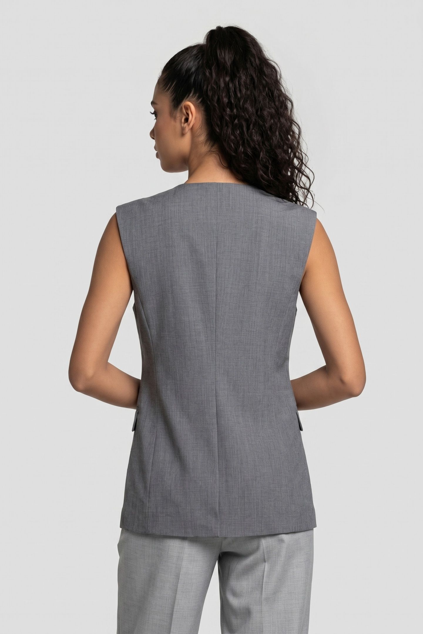 LOUISA VEST GREY 2