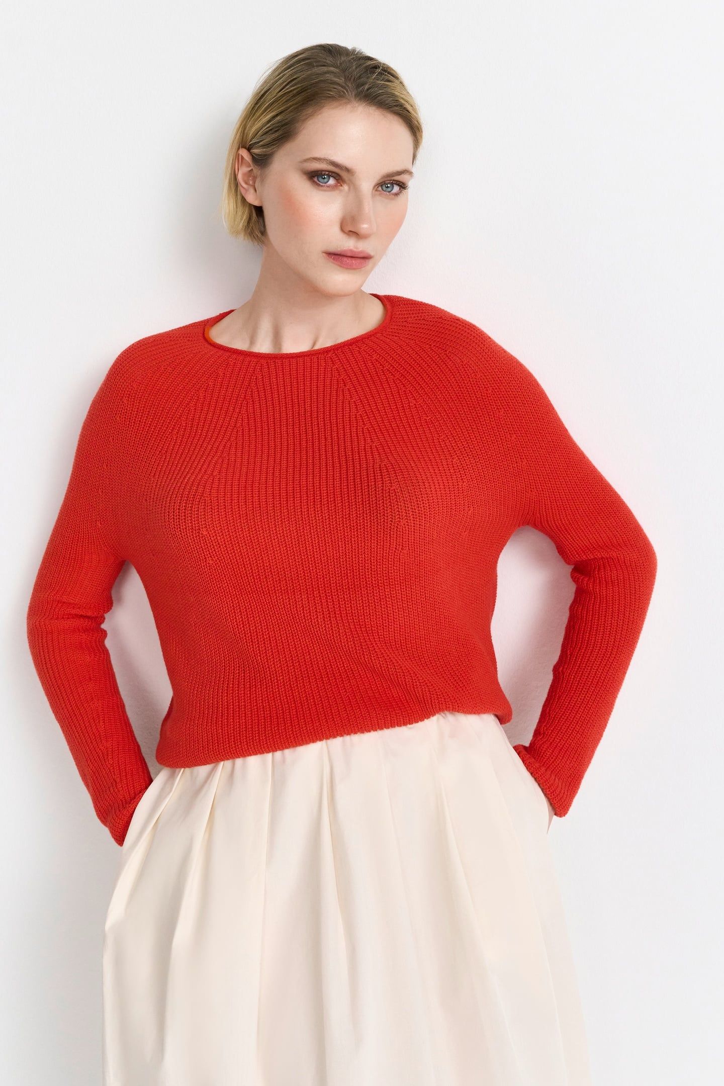 SEAMLESS CREW NECK HALF CARDIGAN SUNSET RED 2
