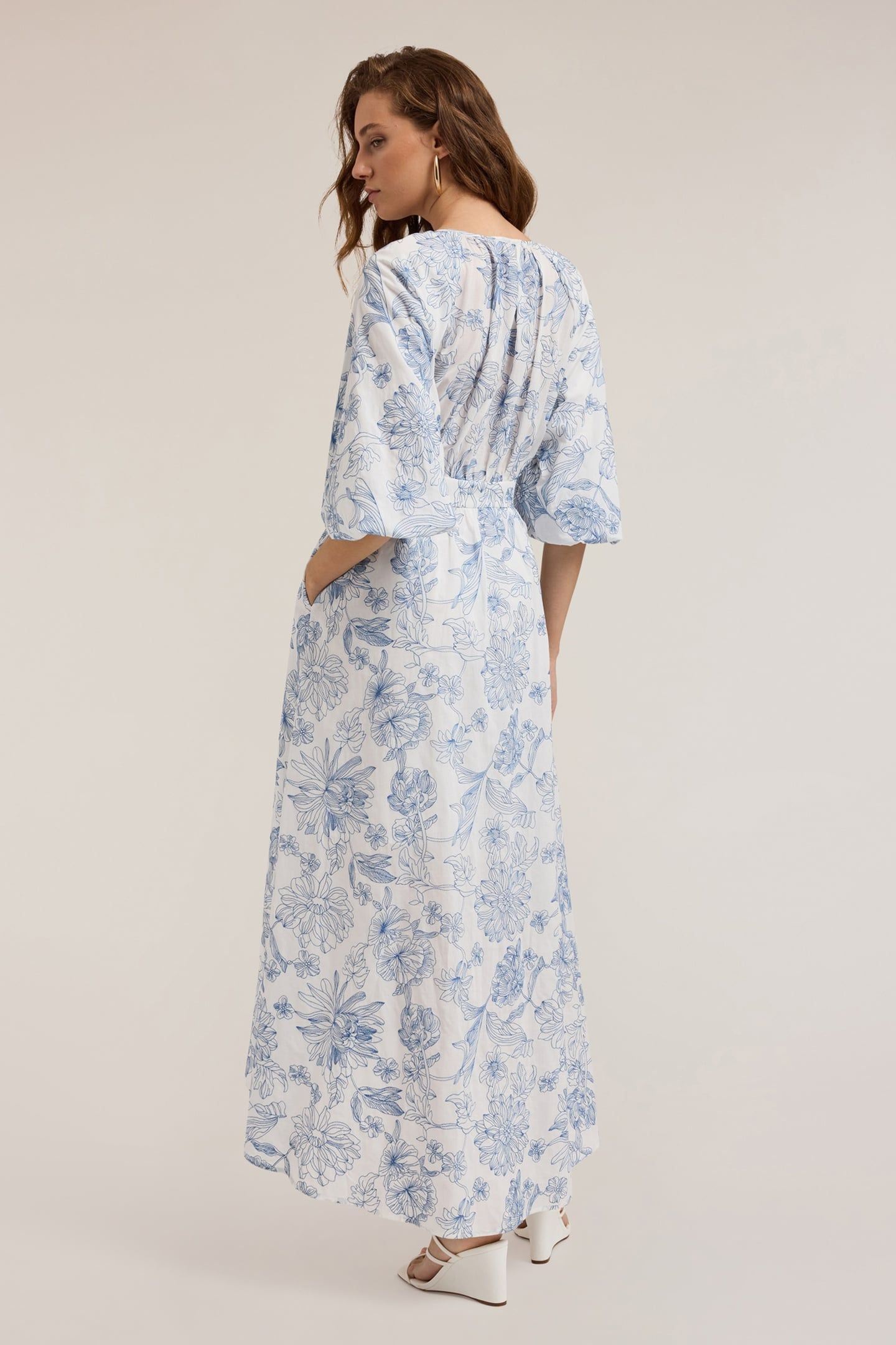 LONG COTTON DRESS WITH FLORAL EMBROIDERY LIGHT BLUE 2