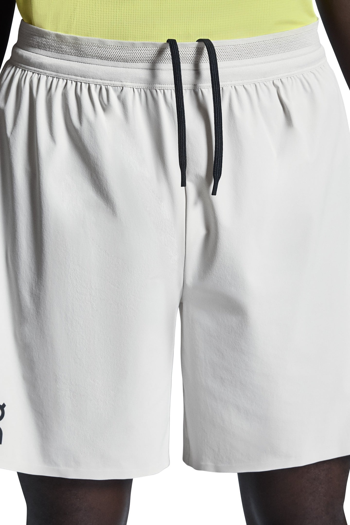 7" PERFORMANCE SHORTS 1 M SILVER 2