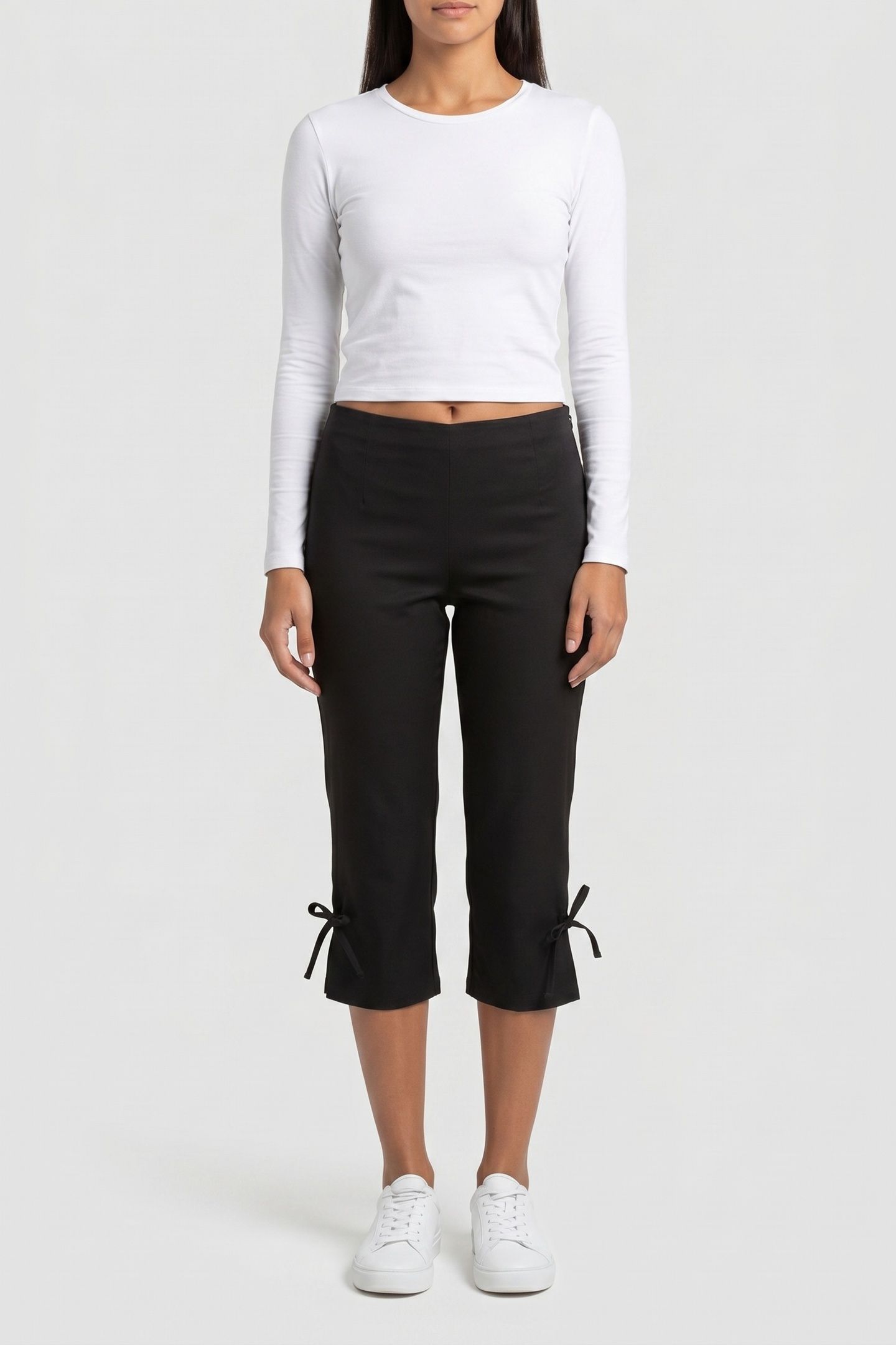 DORYA CAPRI PANTS BLACK 1