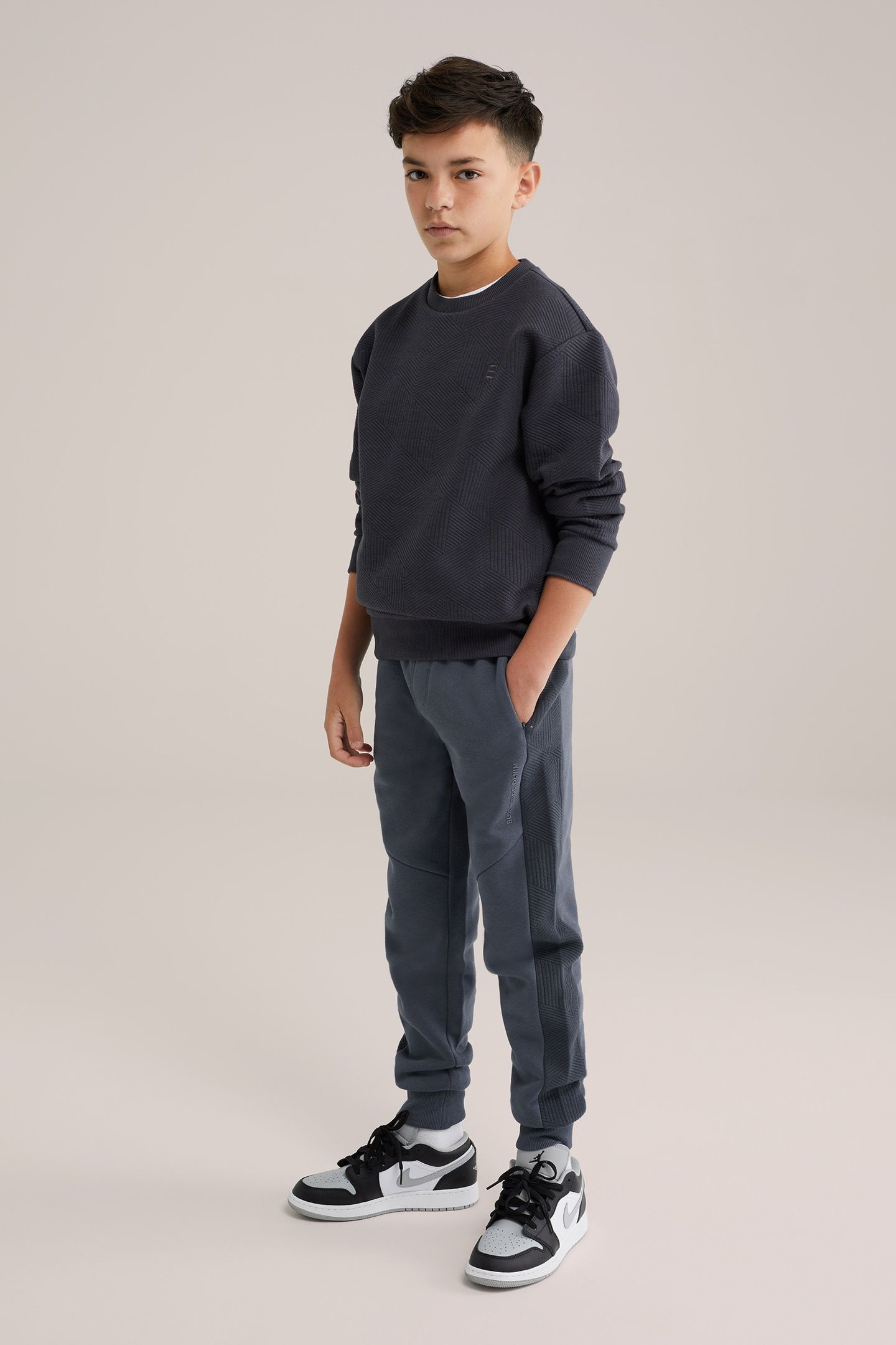 JOGGING PANTS DARK GREY 2