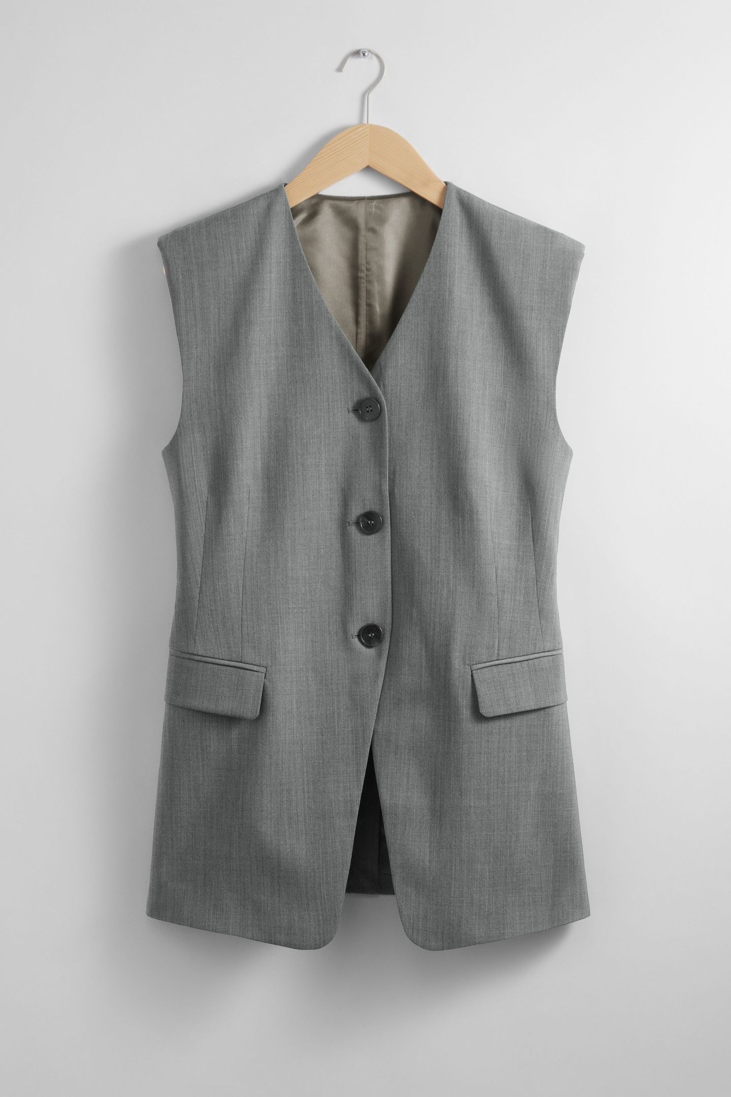 LOUISA VEST GREY 3