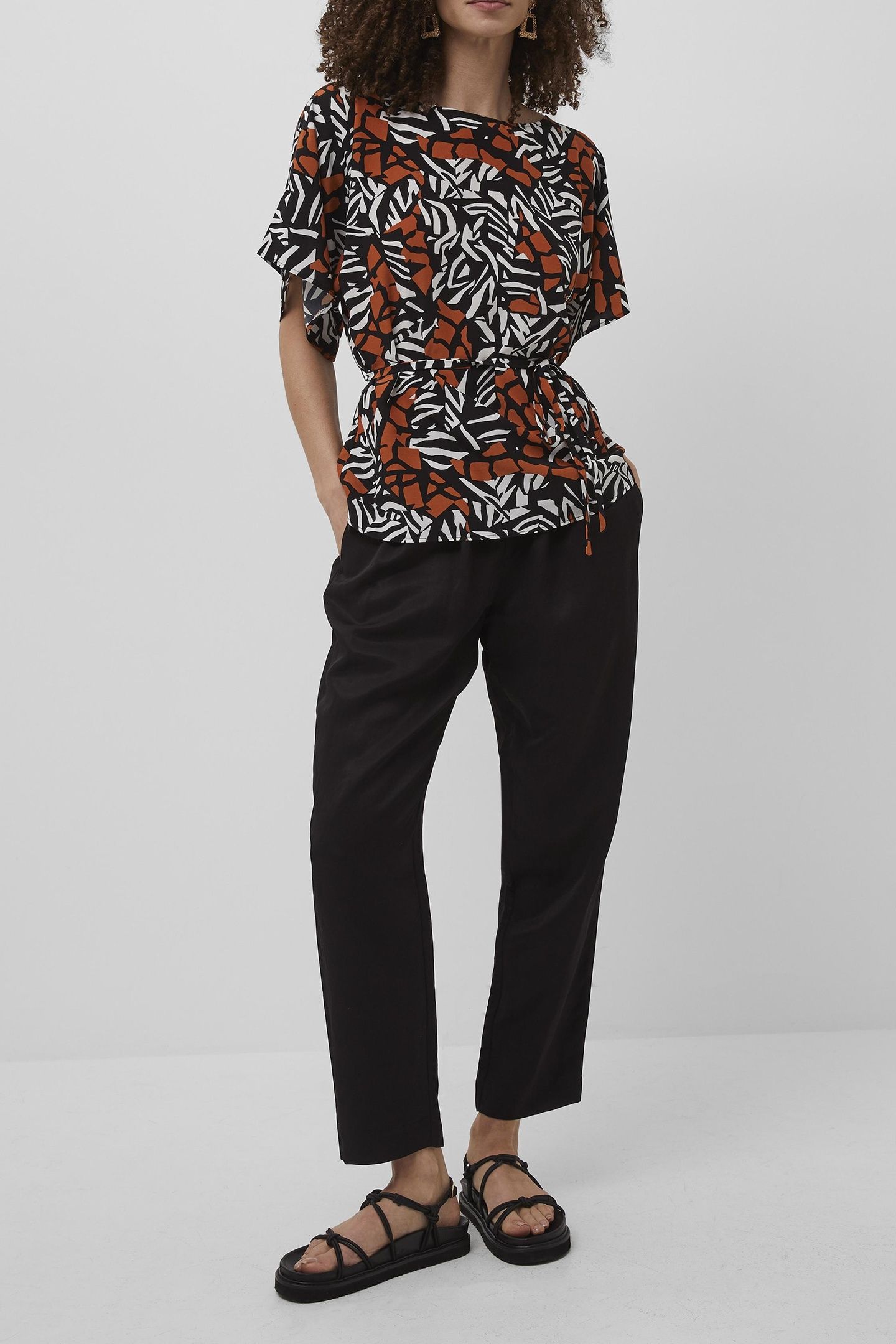 AFARA DRAPE BELTED TOP BLACK MULTI 2