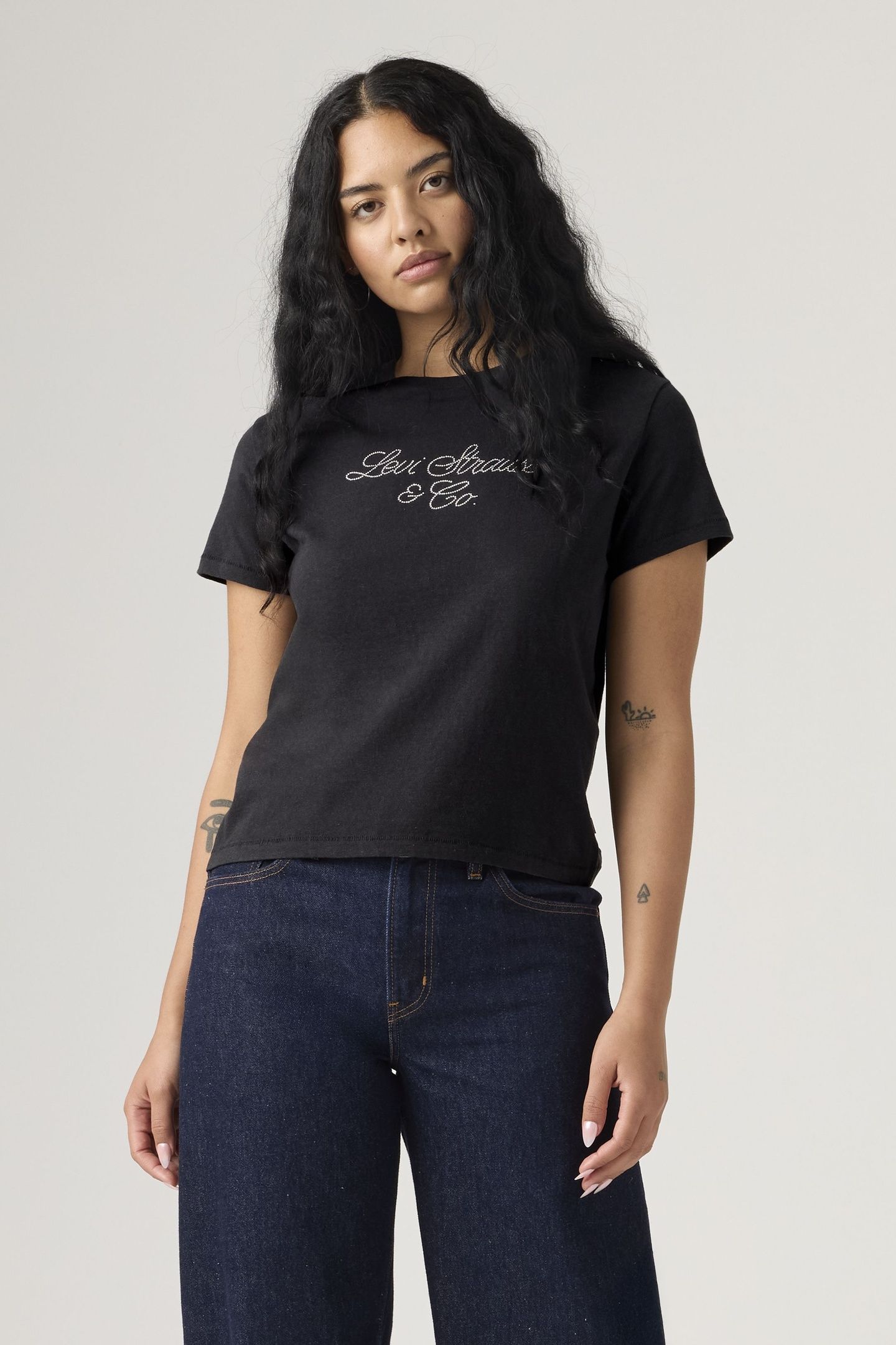 GRAPHIC CLASSIC TEE 1