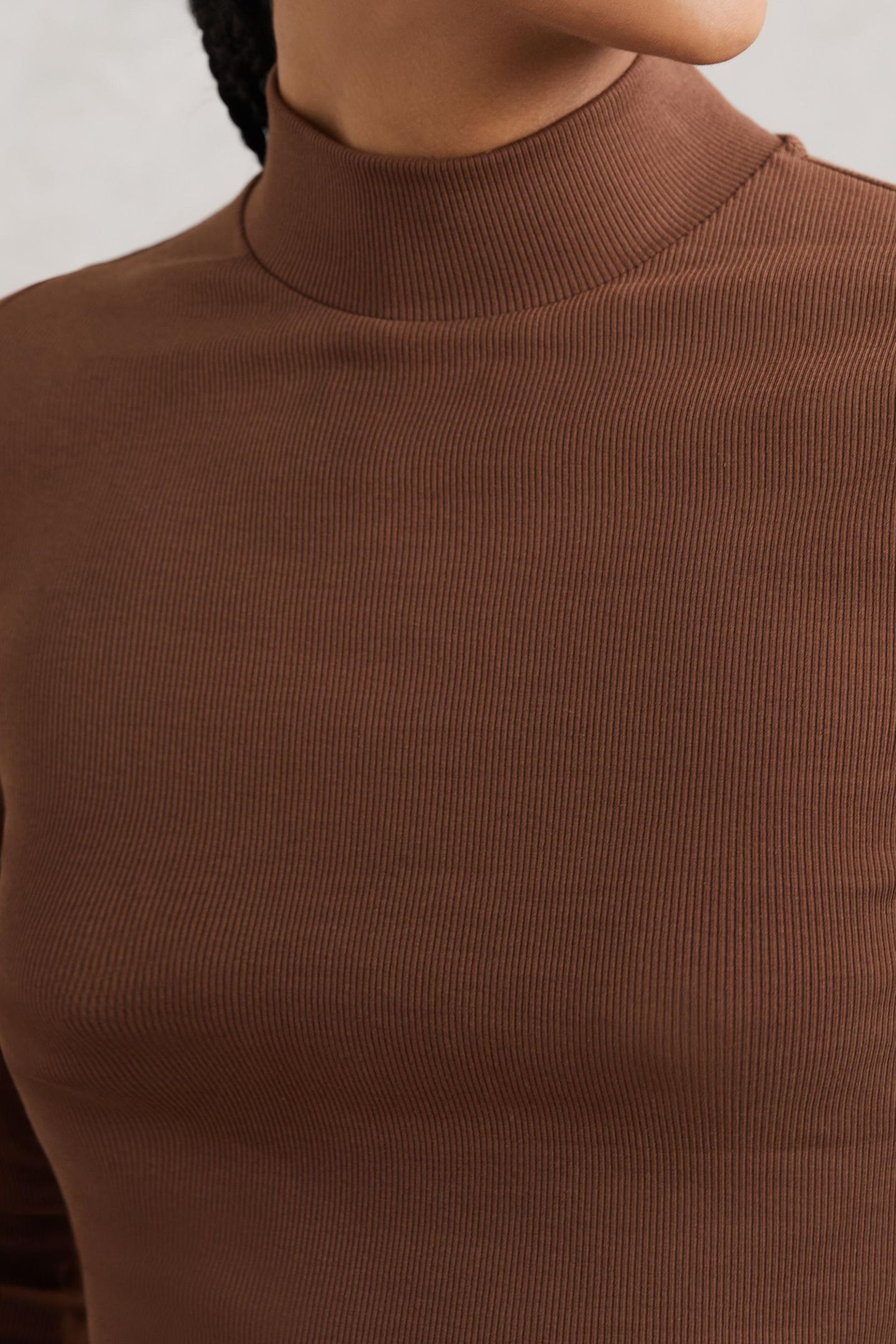 RIB FUNNEL NECK TOP BROWN 6