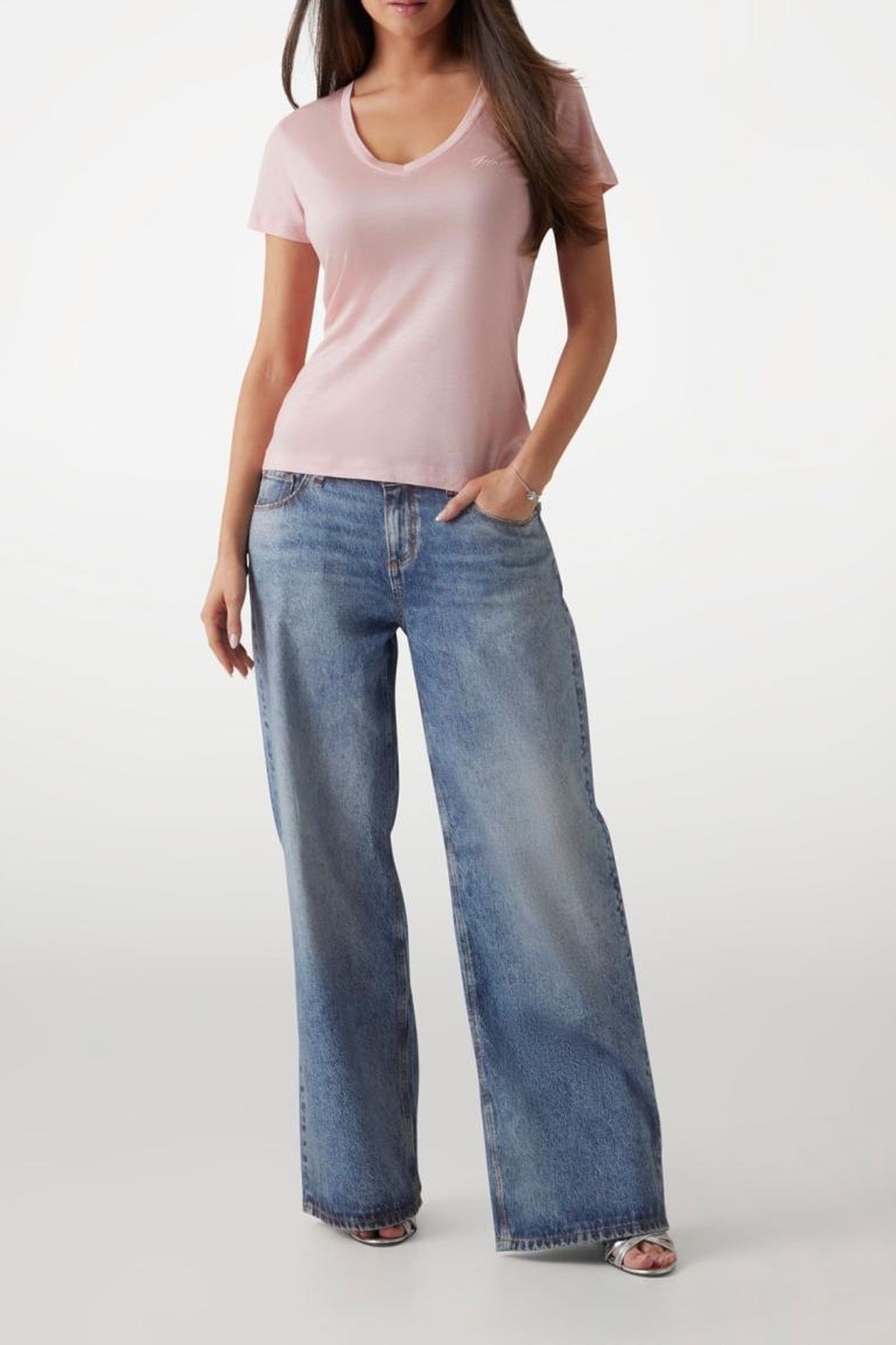 GUESS ECO VN SS LIGHT BASIC TE PINK PEARL 5