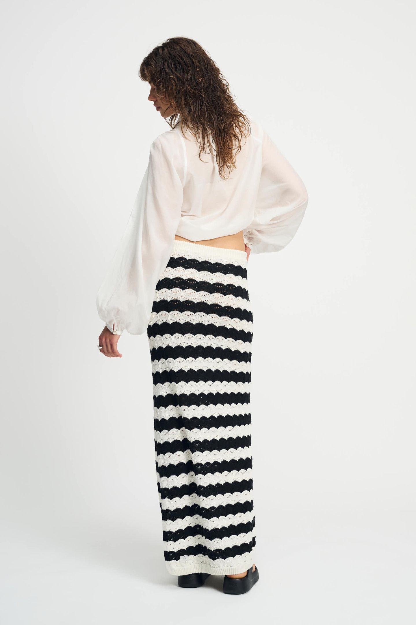 SKIRT - CROCHET BLACK WHITE 4