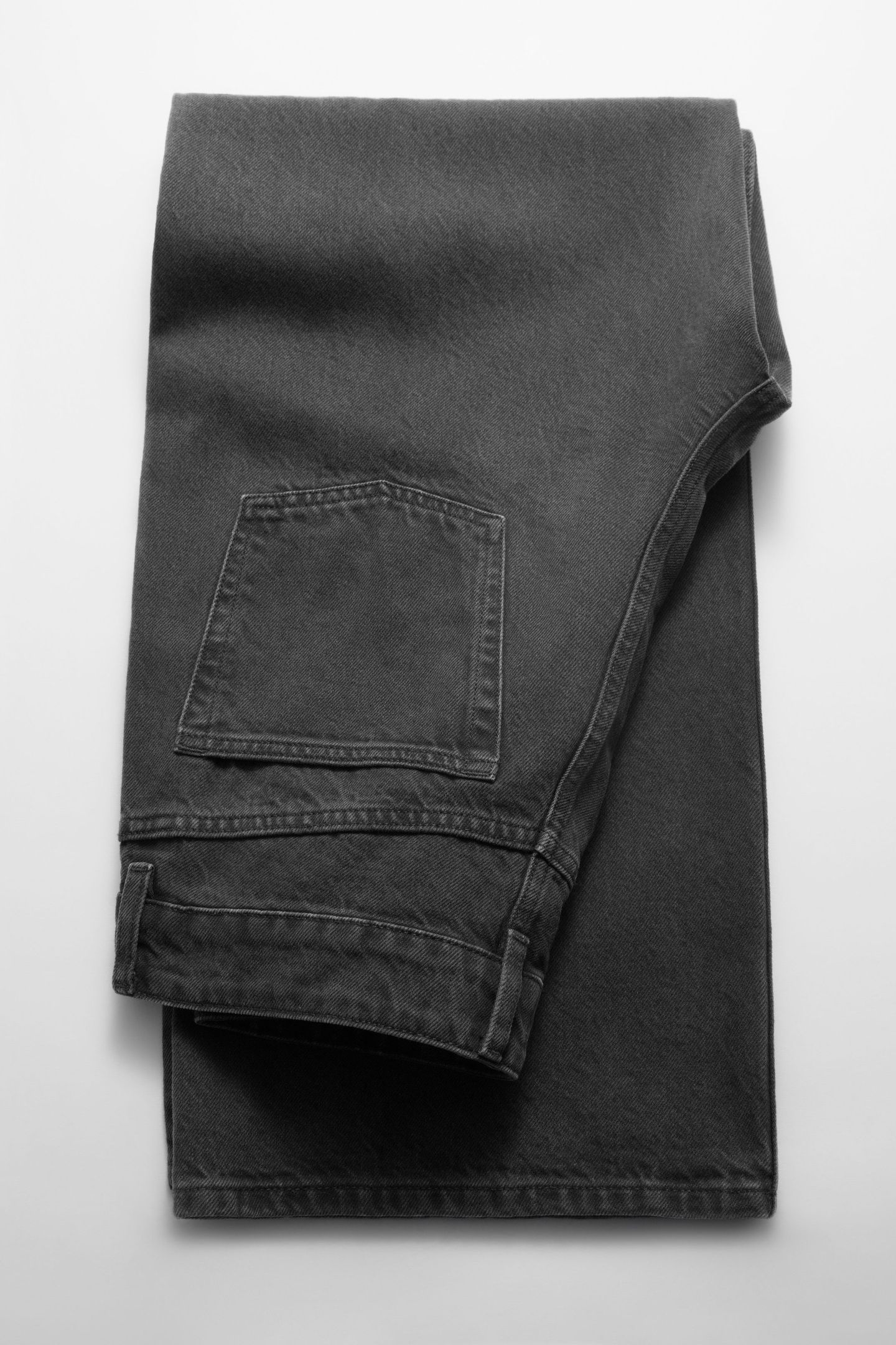 GIO CUT BLACK 2