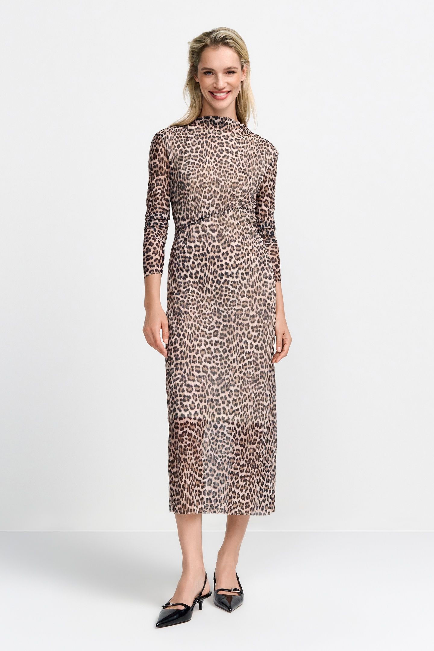 PLISSEE MESH DRESS RECYCLED CAFFEE LATTE 1