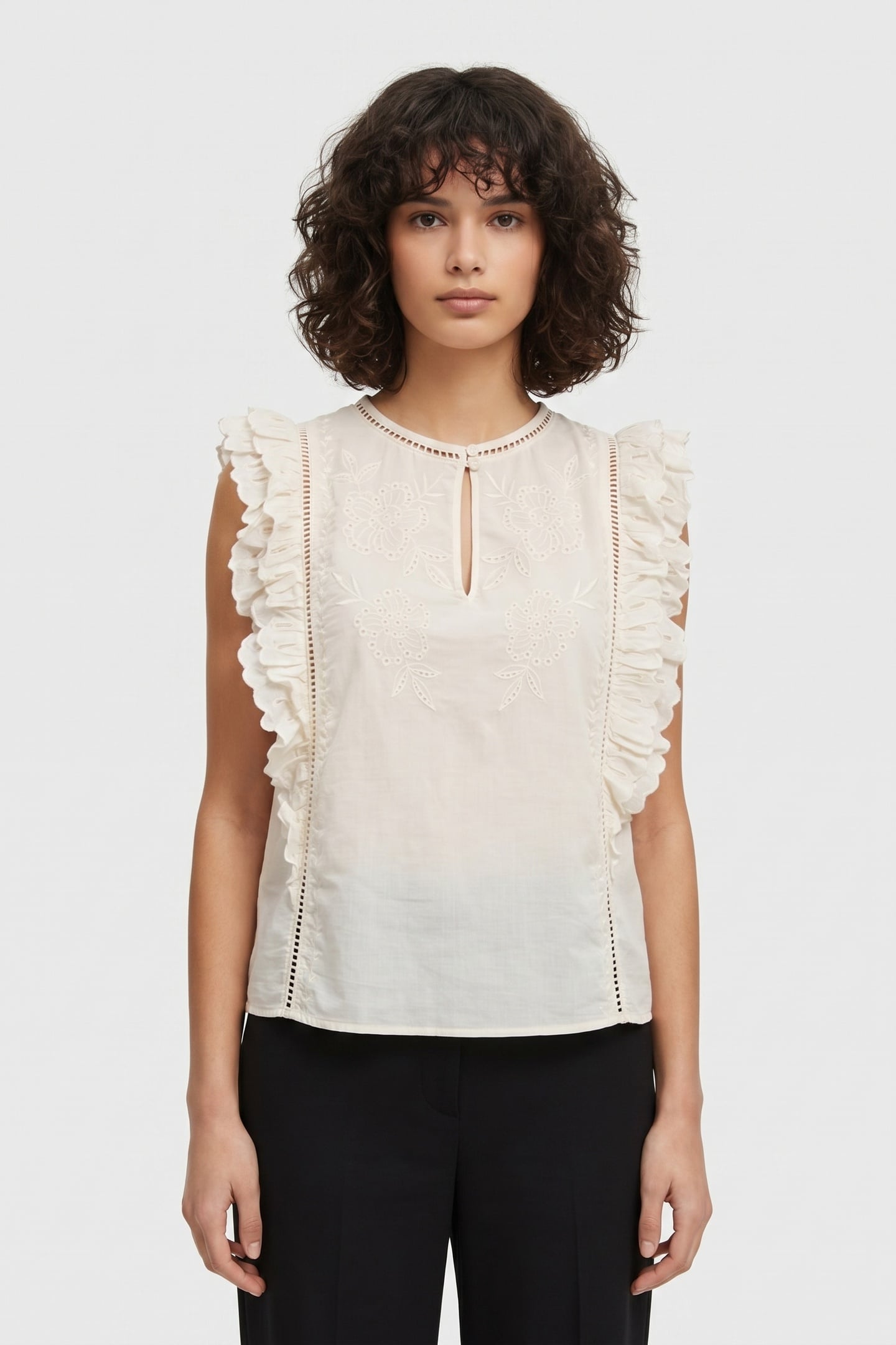 ELINDA TOP WHITE 1