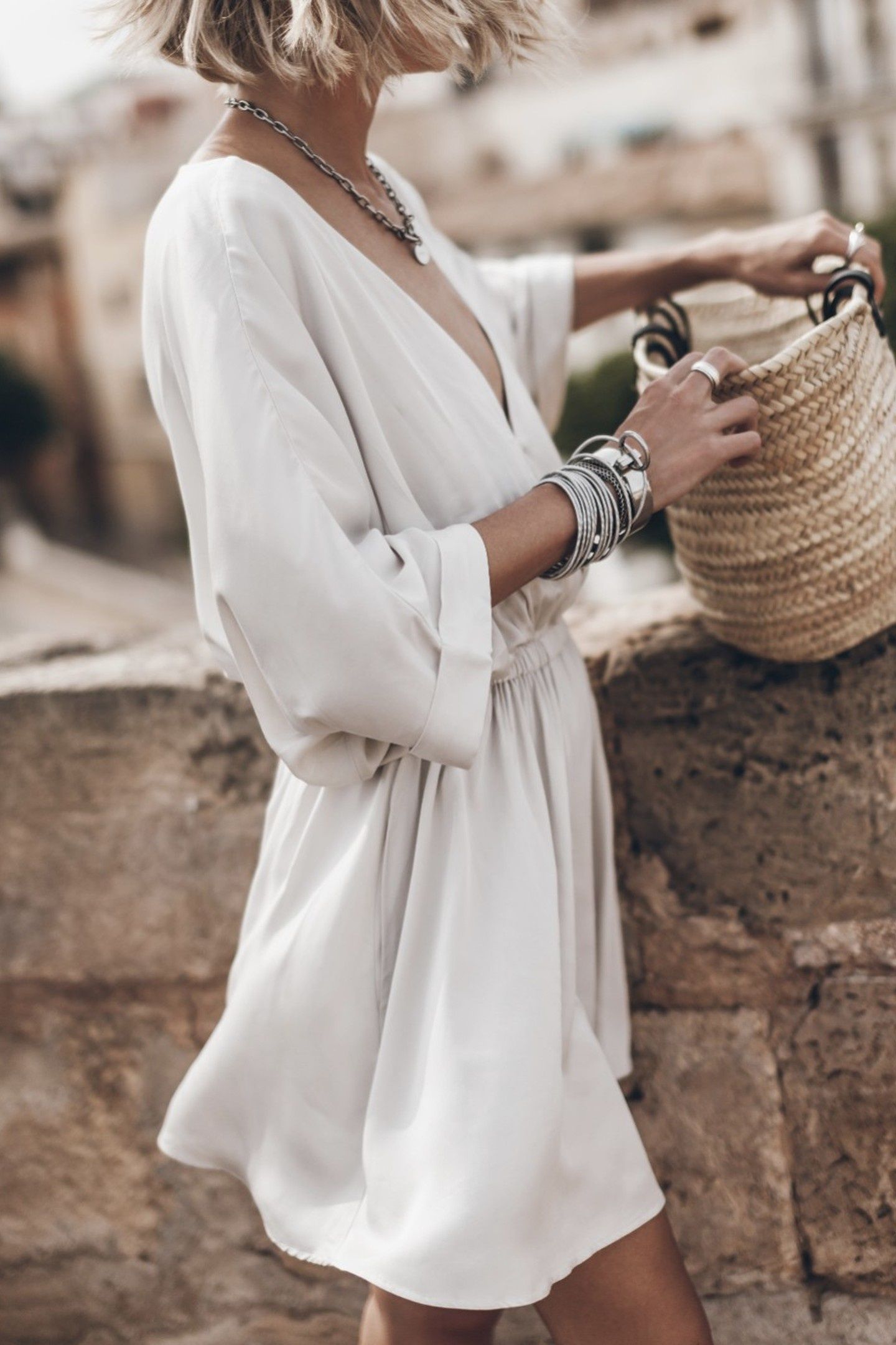 THE LIGHT SHORT CHILL DRESS WHITE 2
