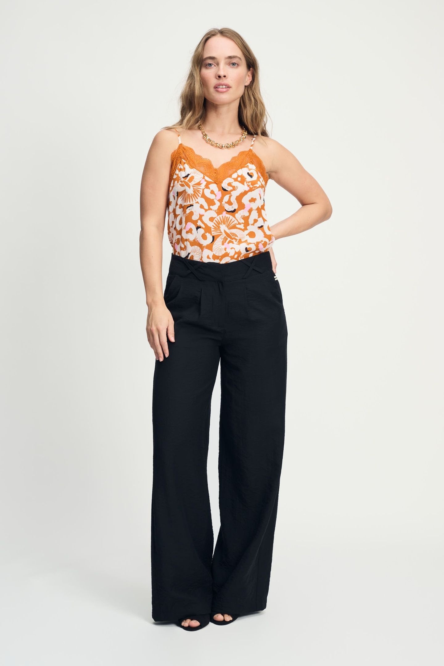 TOP - CAMI ADVENTURE 3