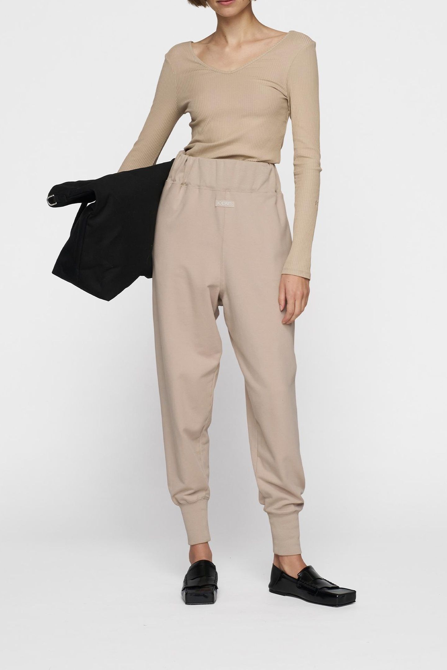 V-NECK LONG SLEEVE BALLET TOP ROPE 4