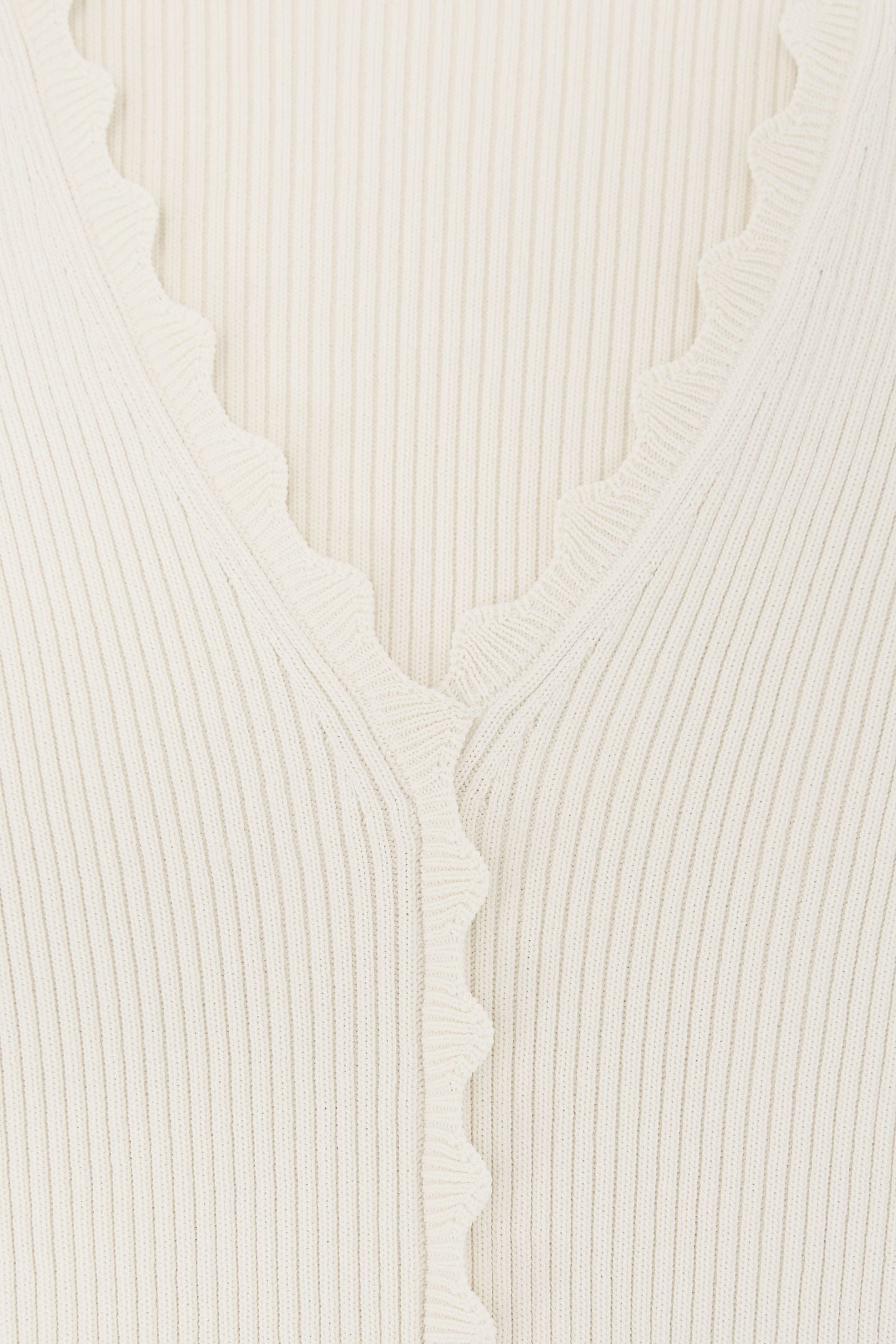 SCALLOP EDGE TOP IVORY 6
