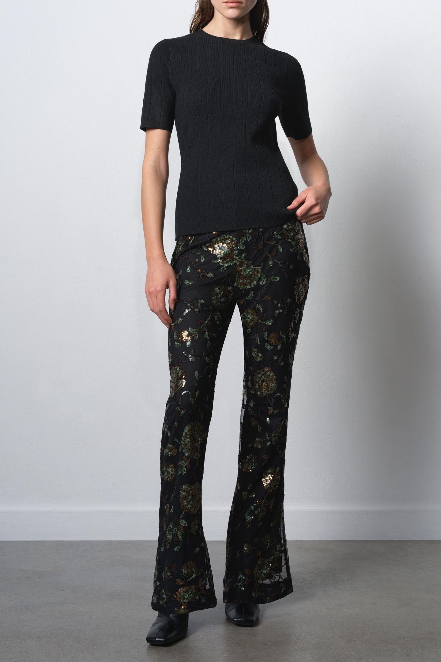 ROSHENE SEQUIN FLARE TROUSERS BLACK SEQUIN MULTI 1