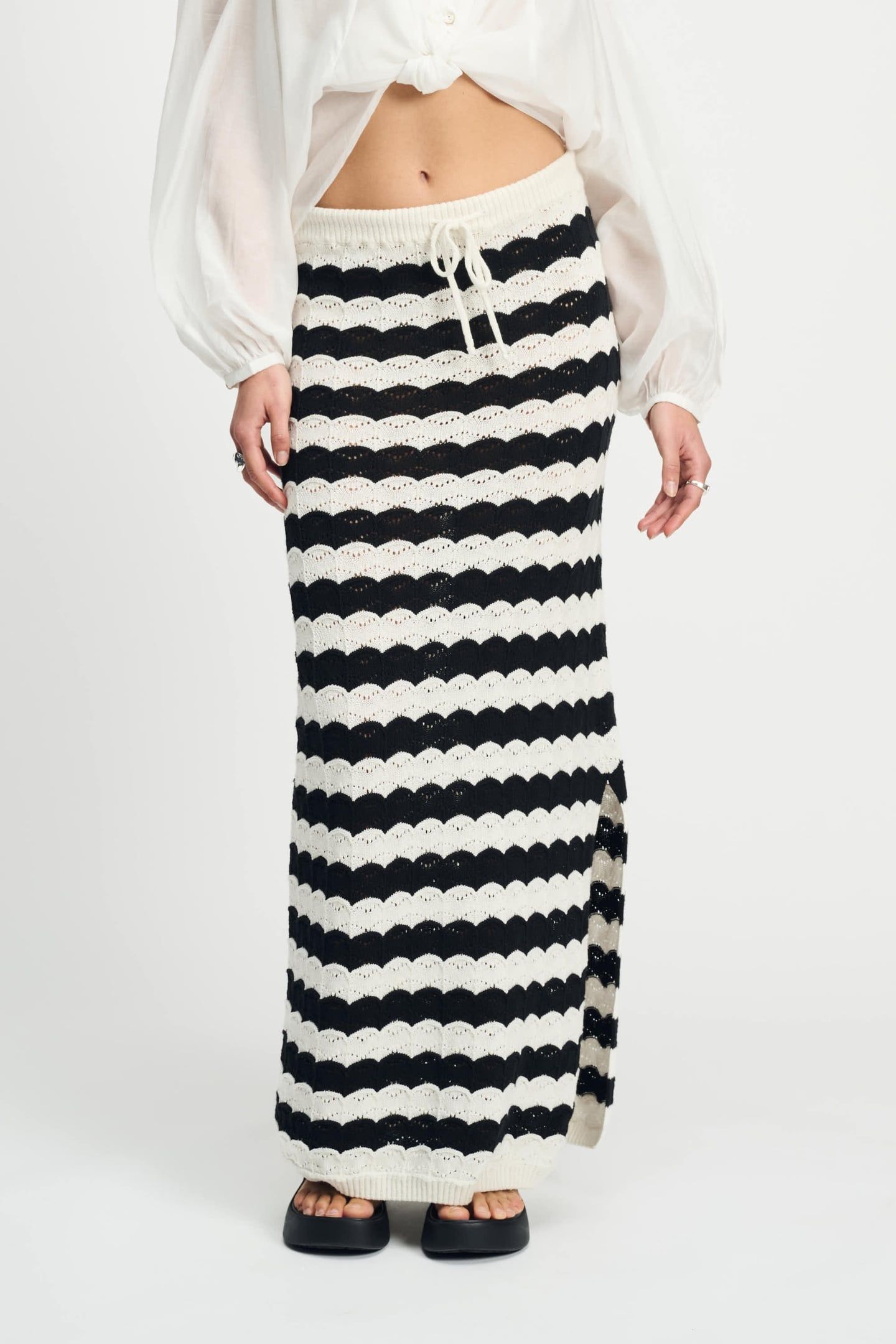 SKIRT - CROCHET BLACK WHITE 1