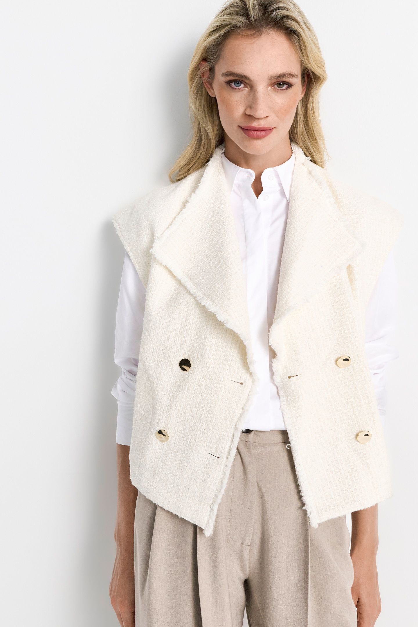 BOUCLE WAISTCOAT OVERSIZED PEARL WHITE 2